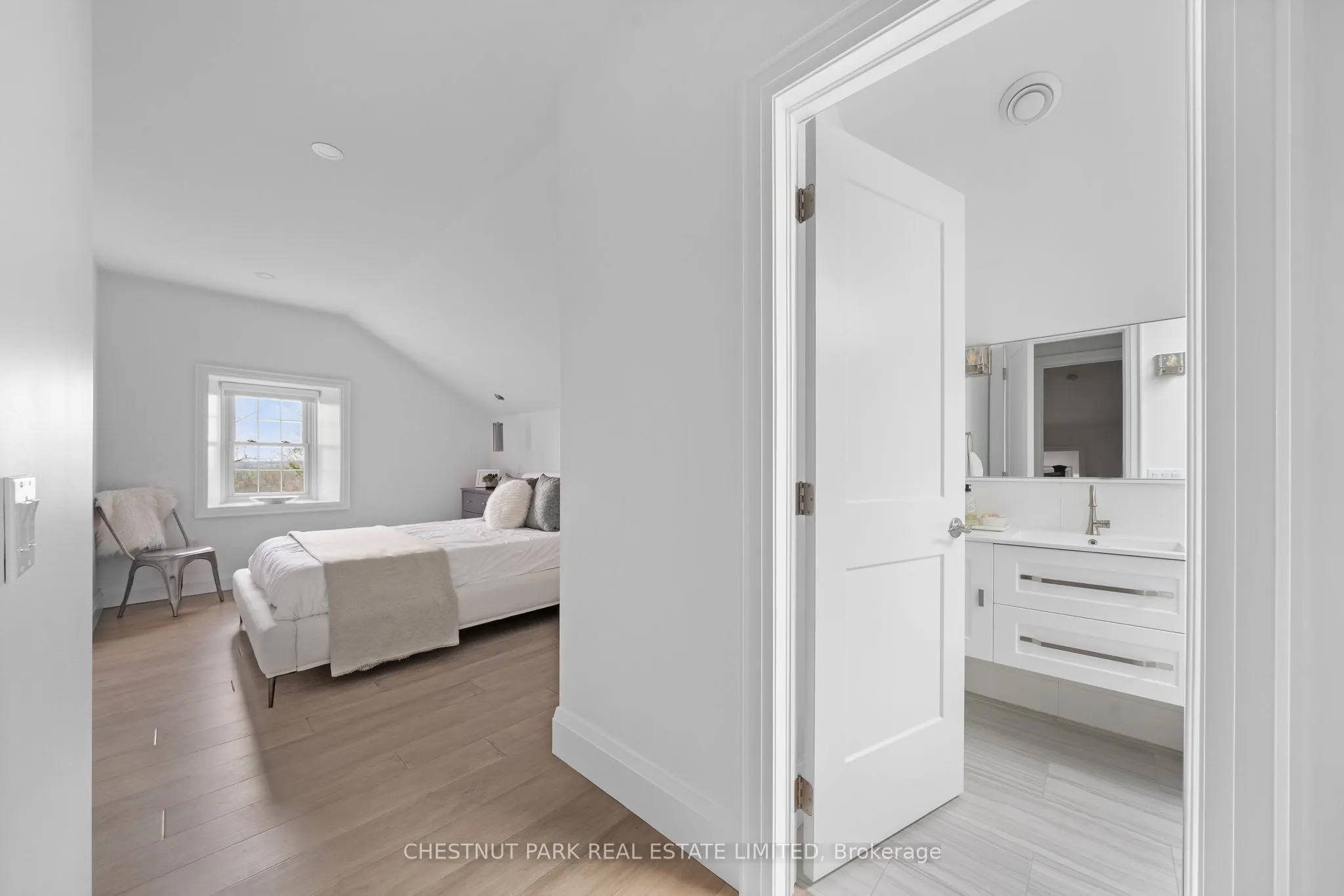 60 Bakker Road