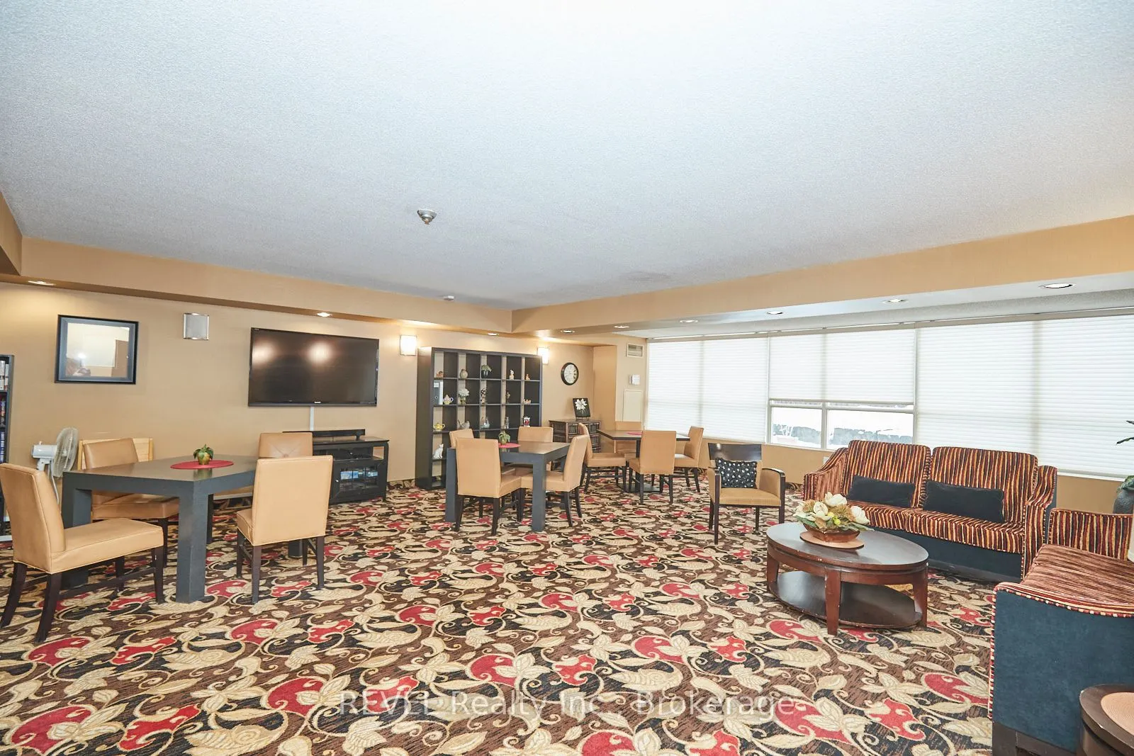 5100 Dorchester Road, #206