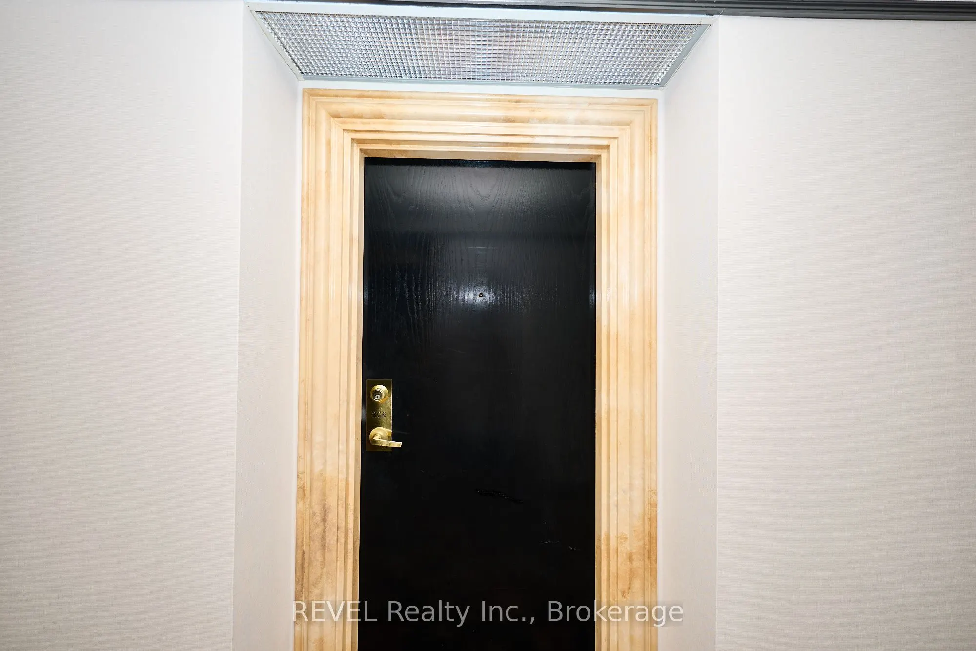 5100 Dorchester Road, #206