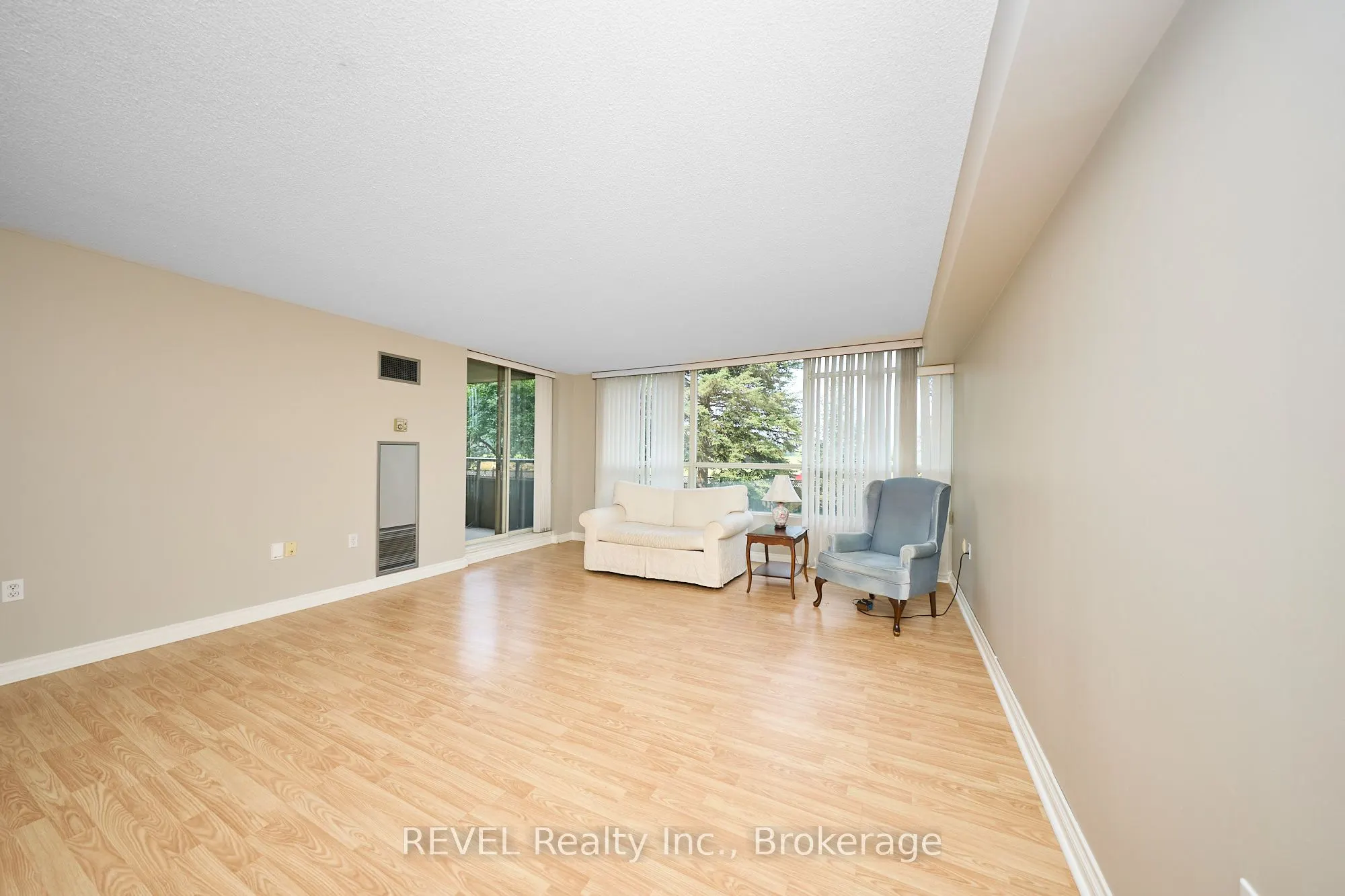5100 Dorchester Road, #206