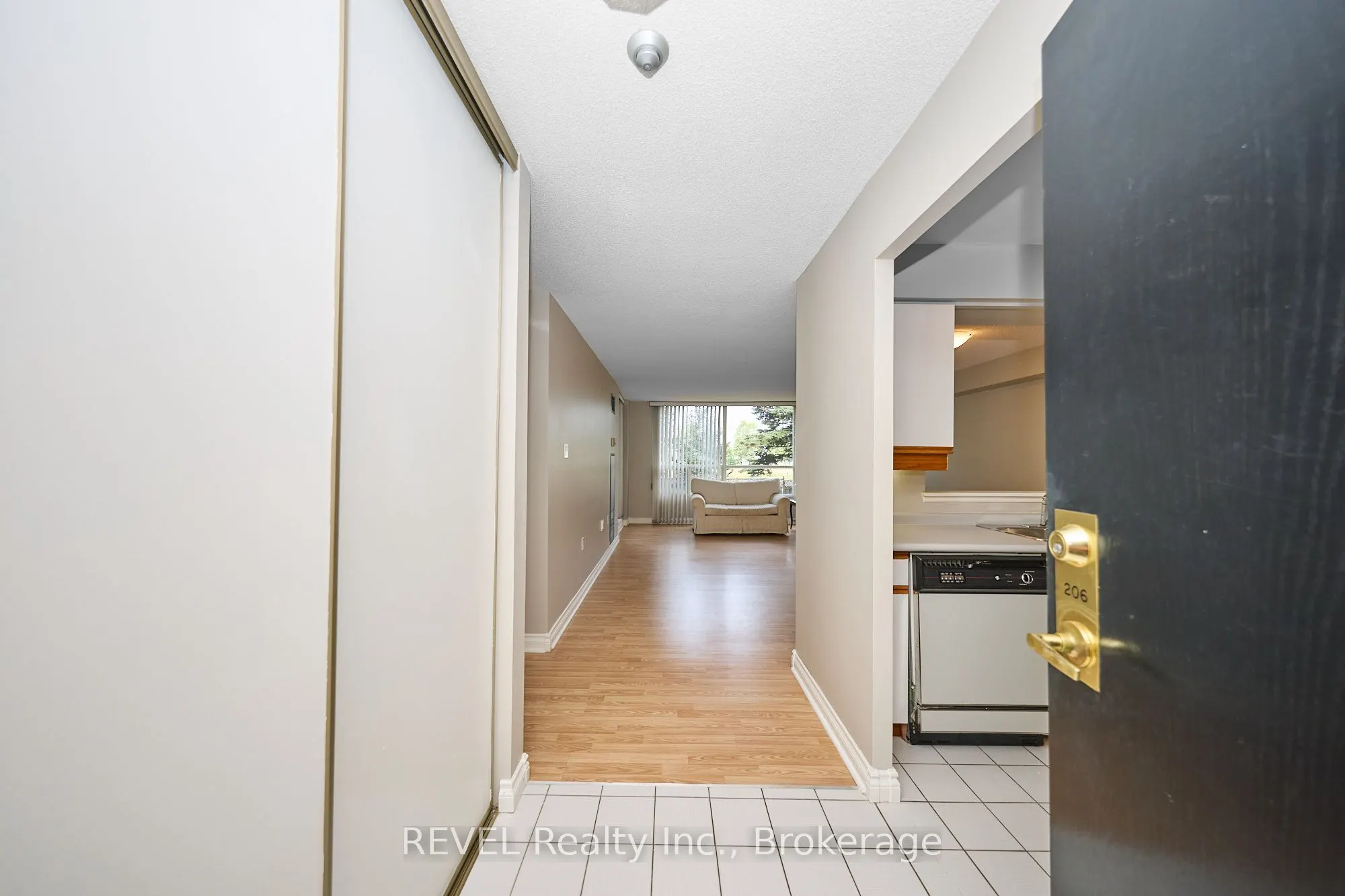5100 Dorchester Road, #206