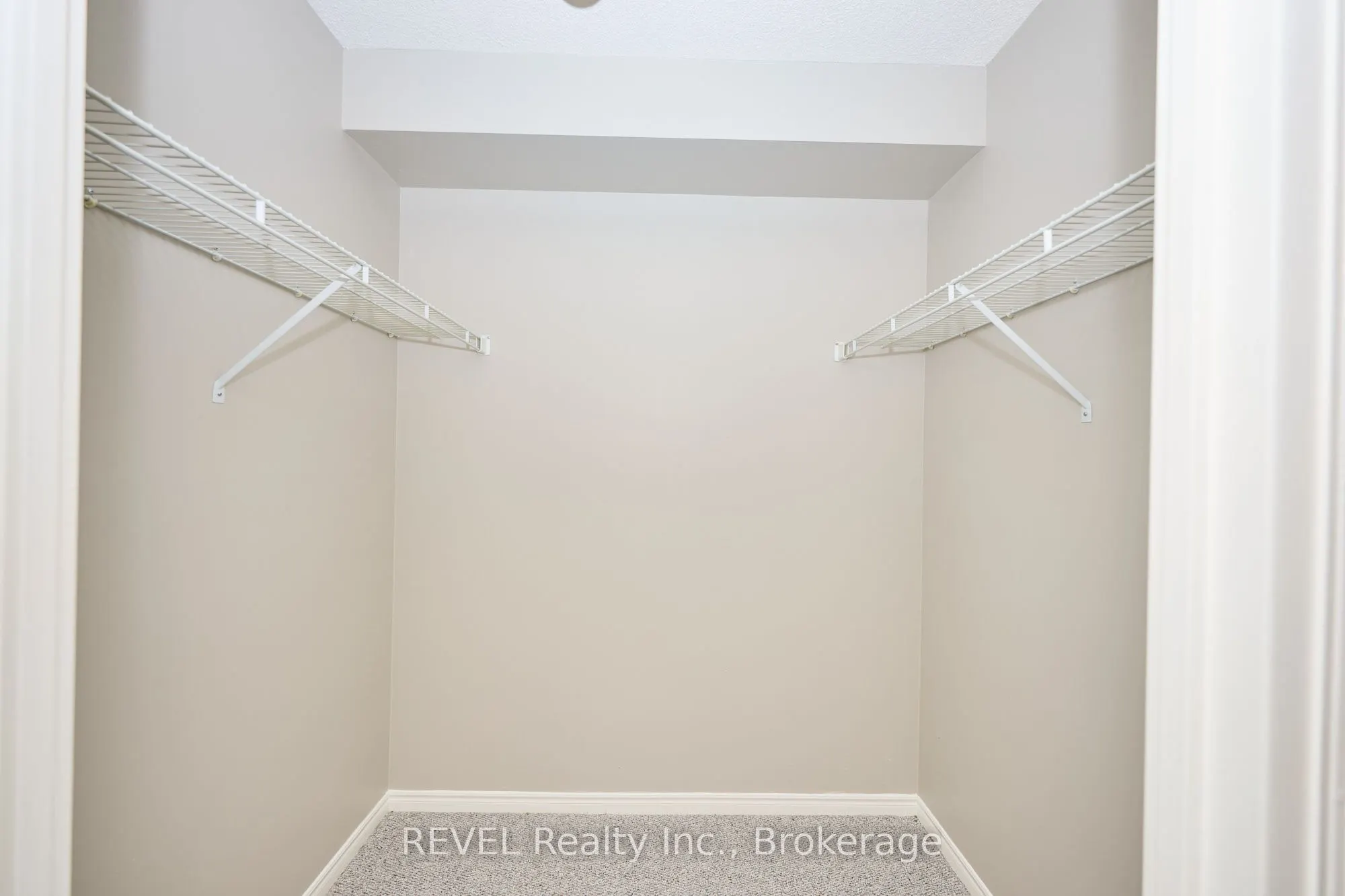5100 Dorchester Road, #206