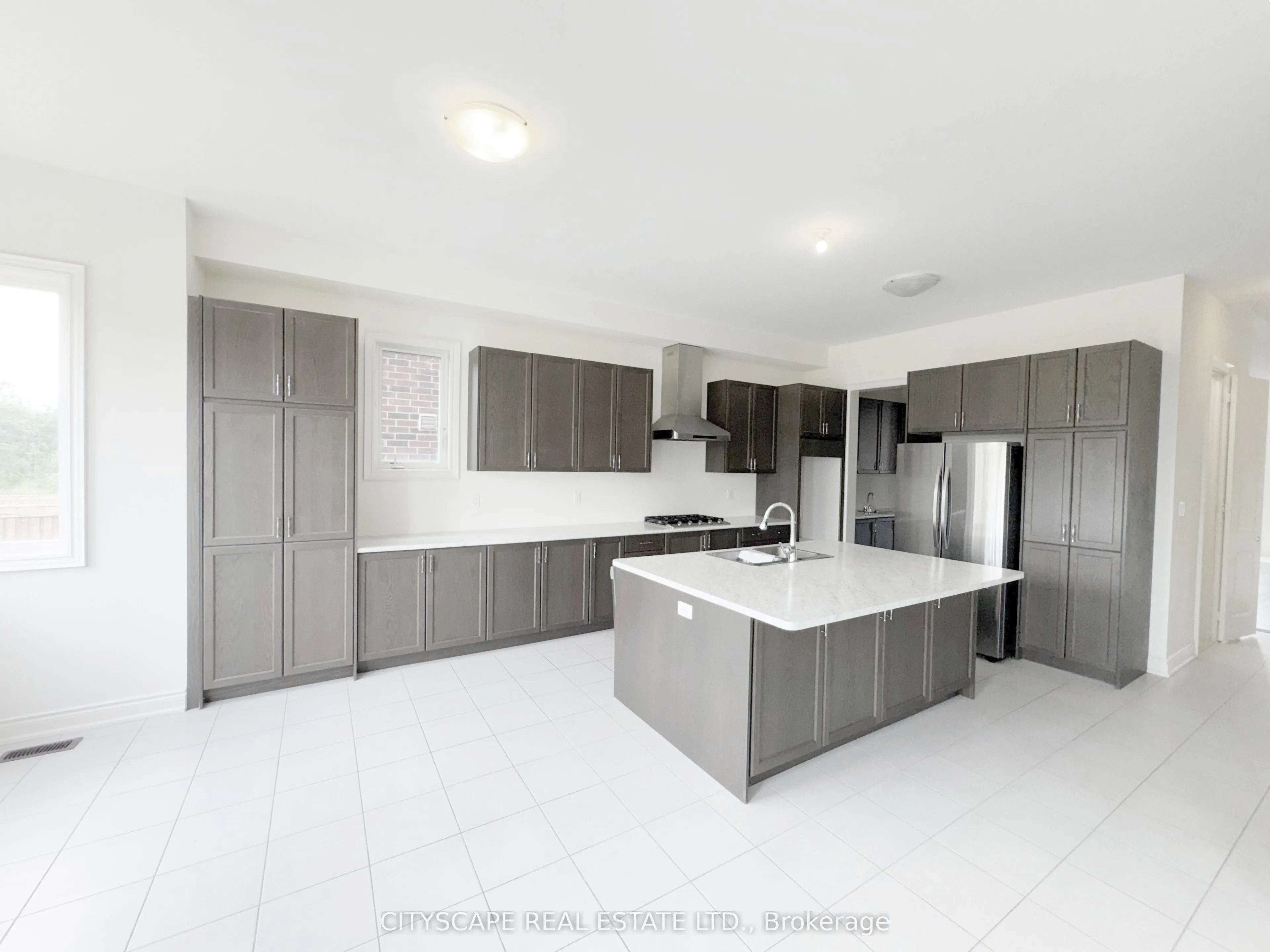 76 Elstone Place