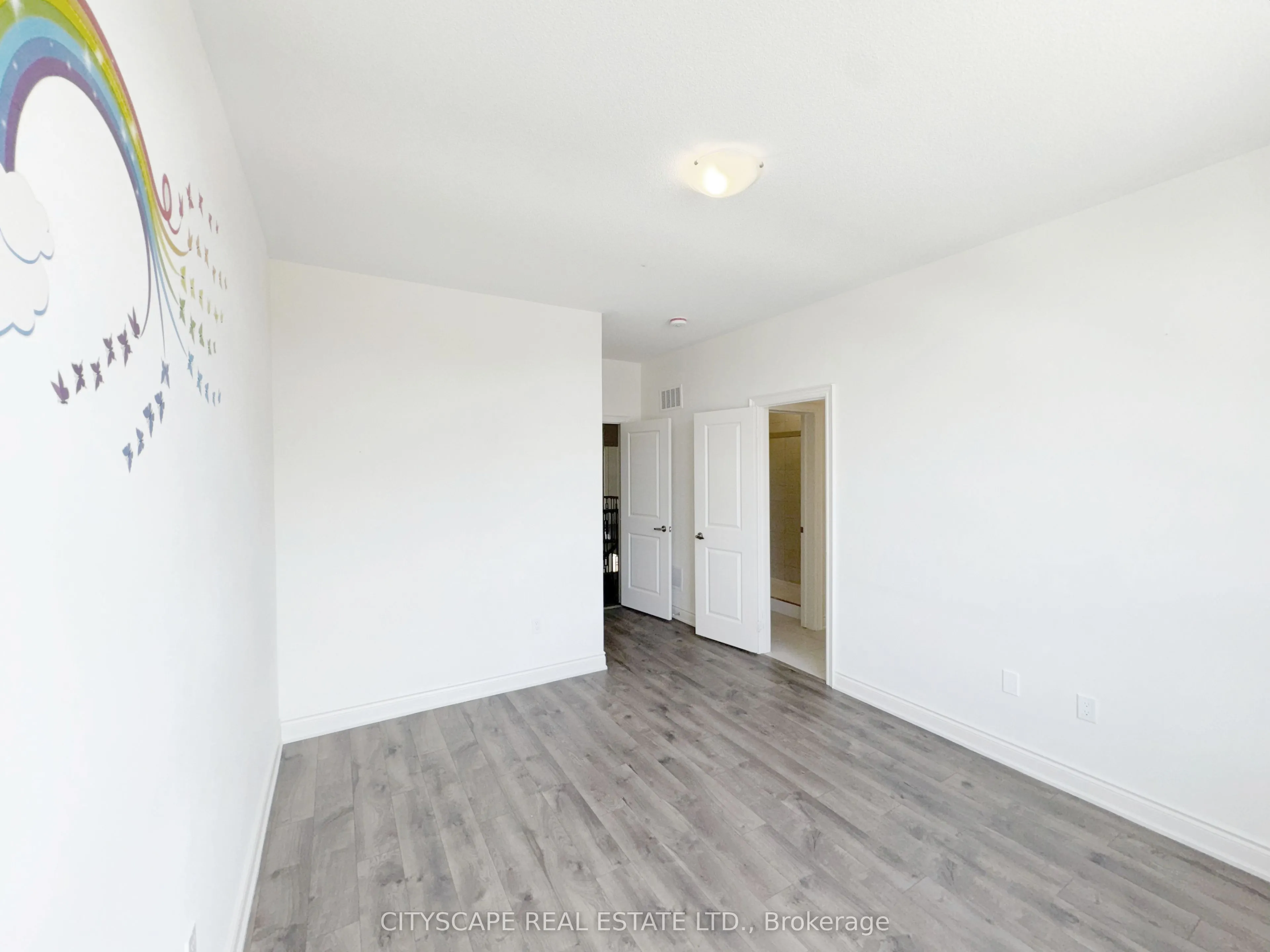 76 Elstone Place