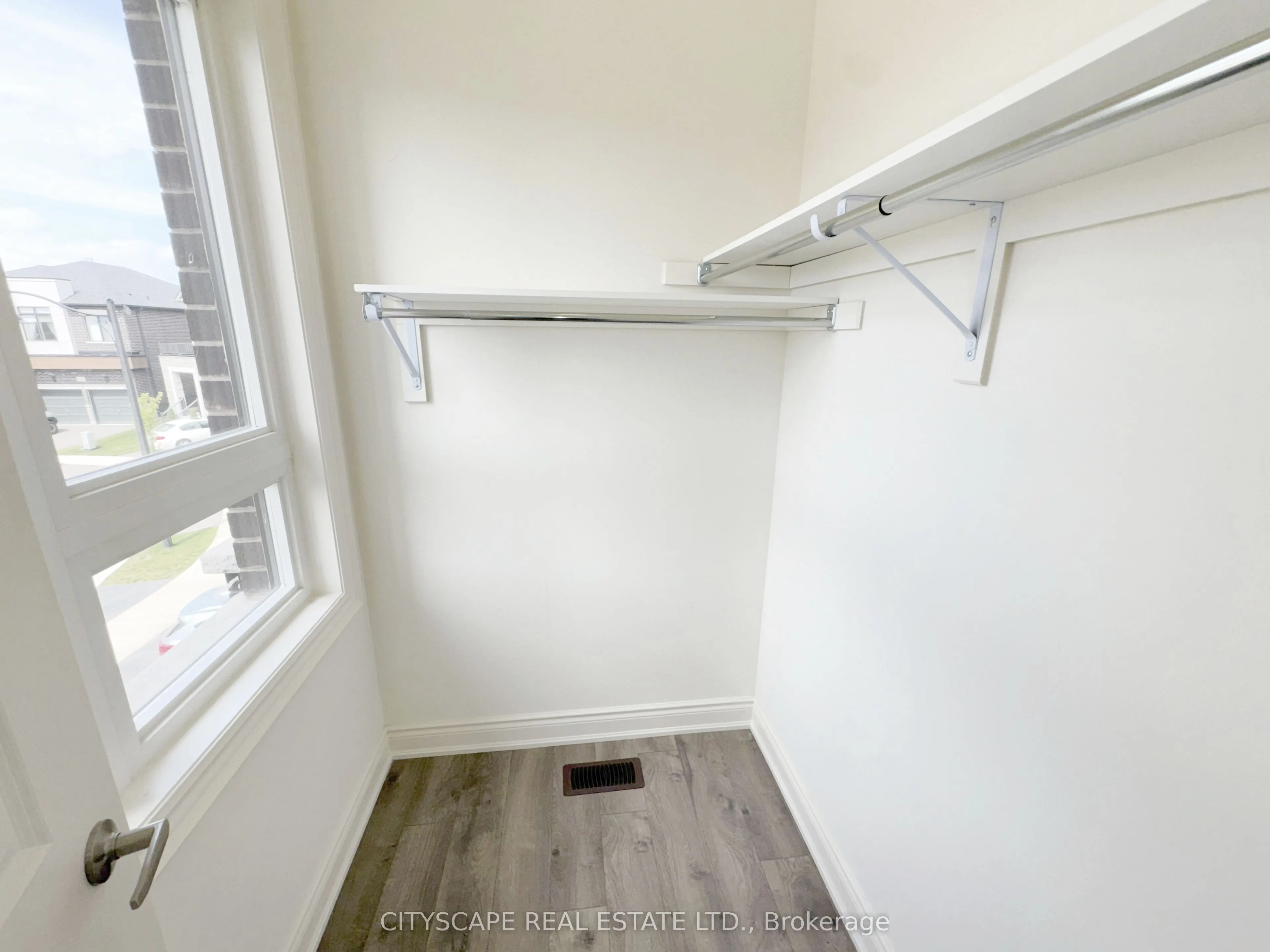 76 Elstone Place