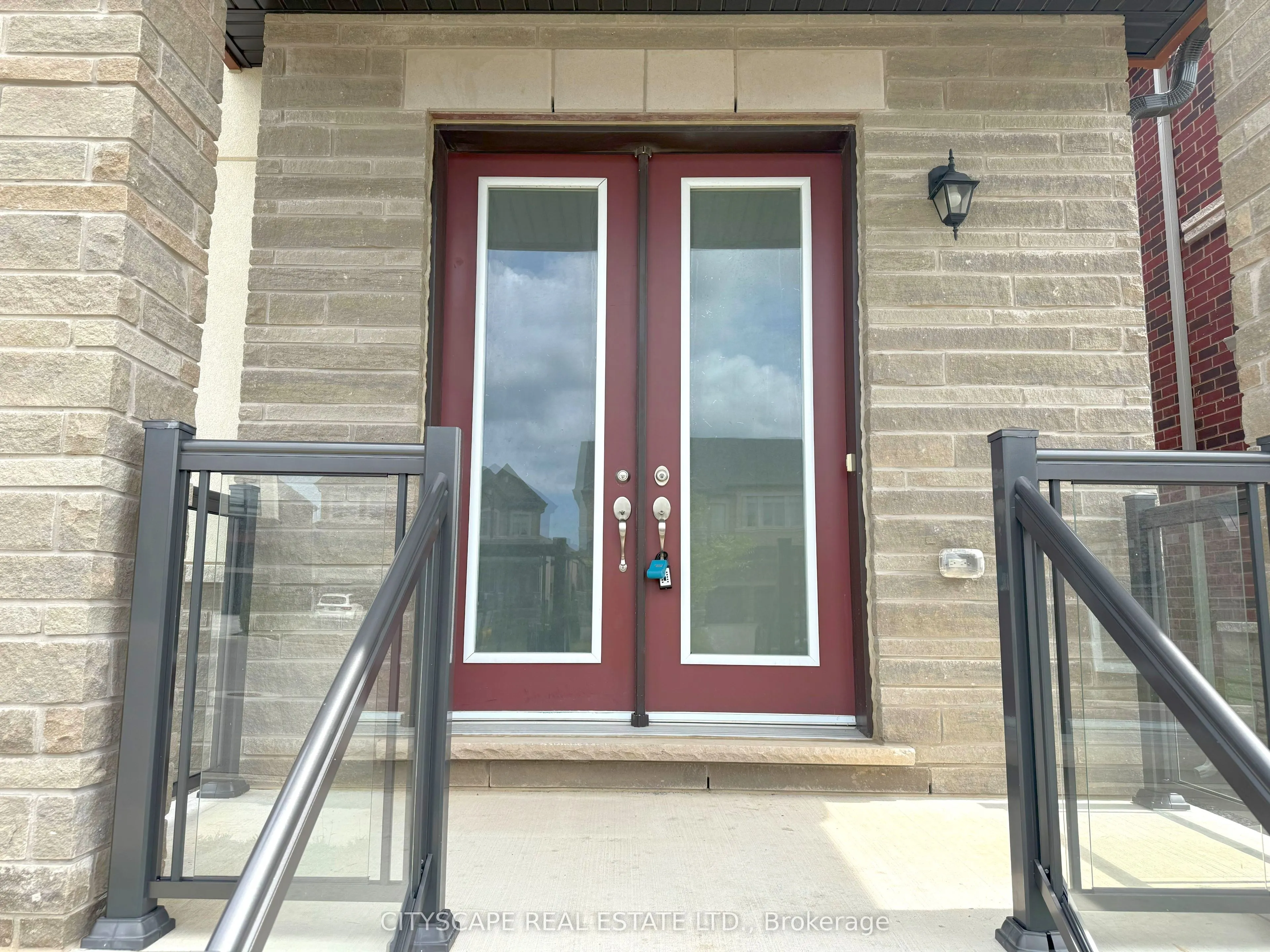 76 Elstone Place