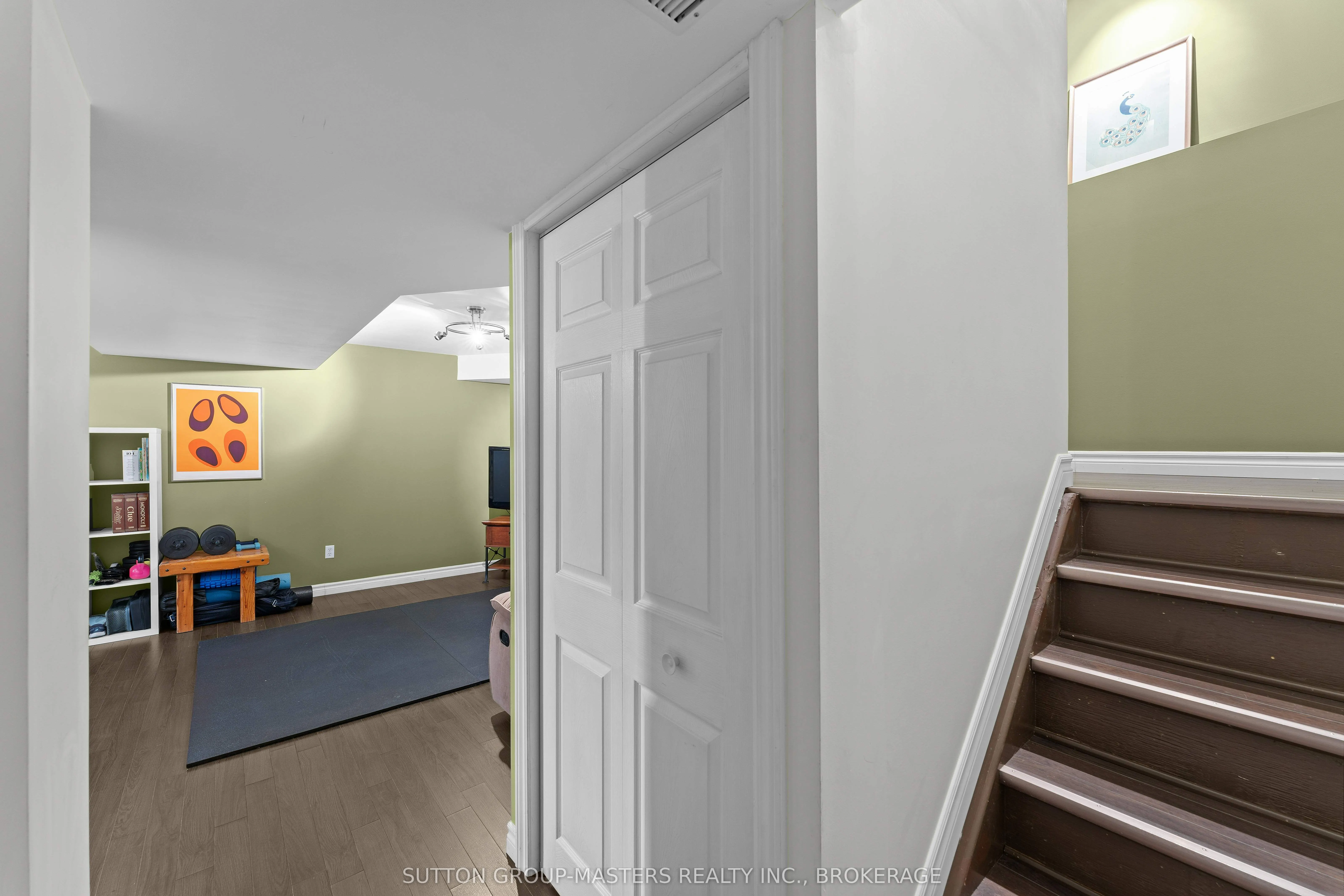 1183 Pixley Place