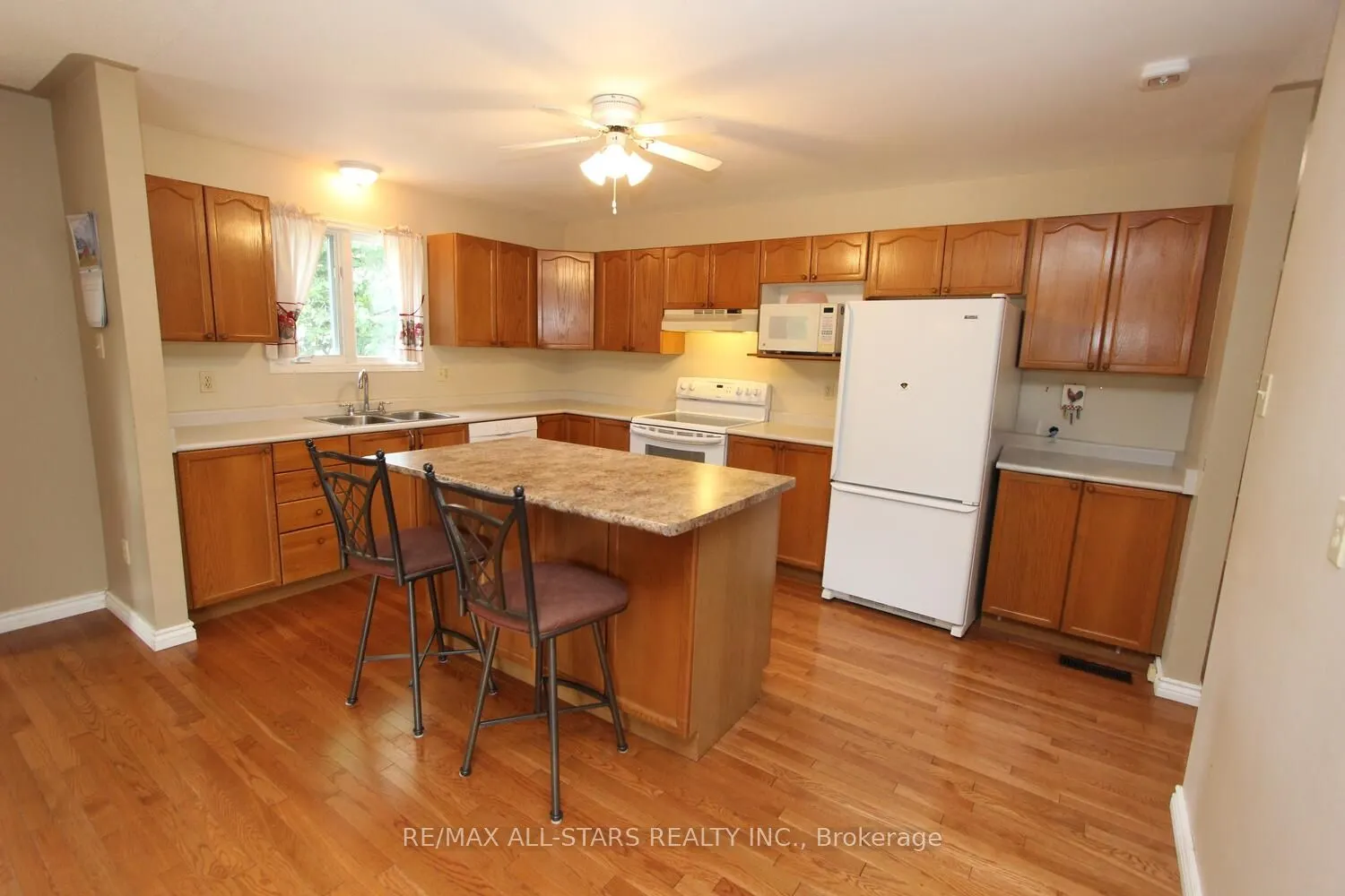 47 Cedartree Lane