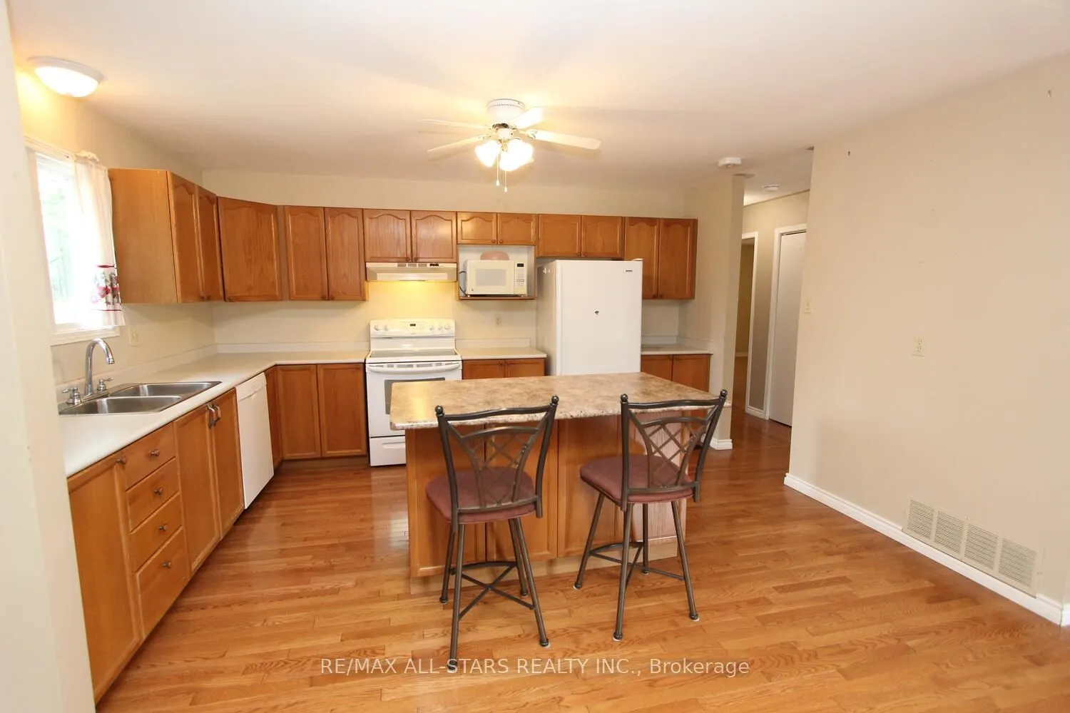 47 Cedartree Lane