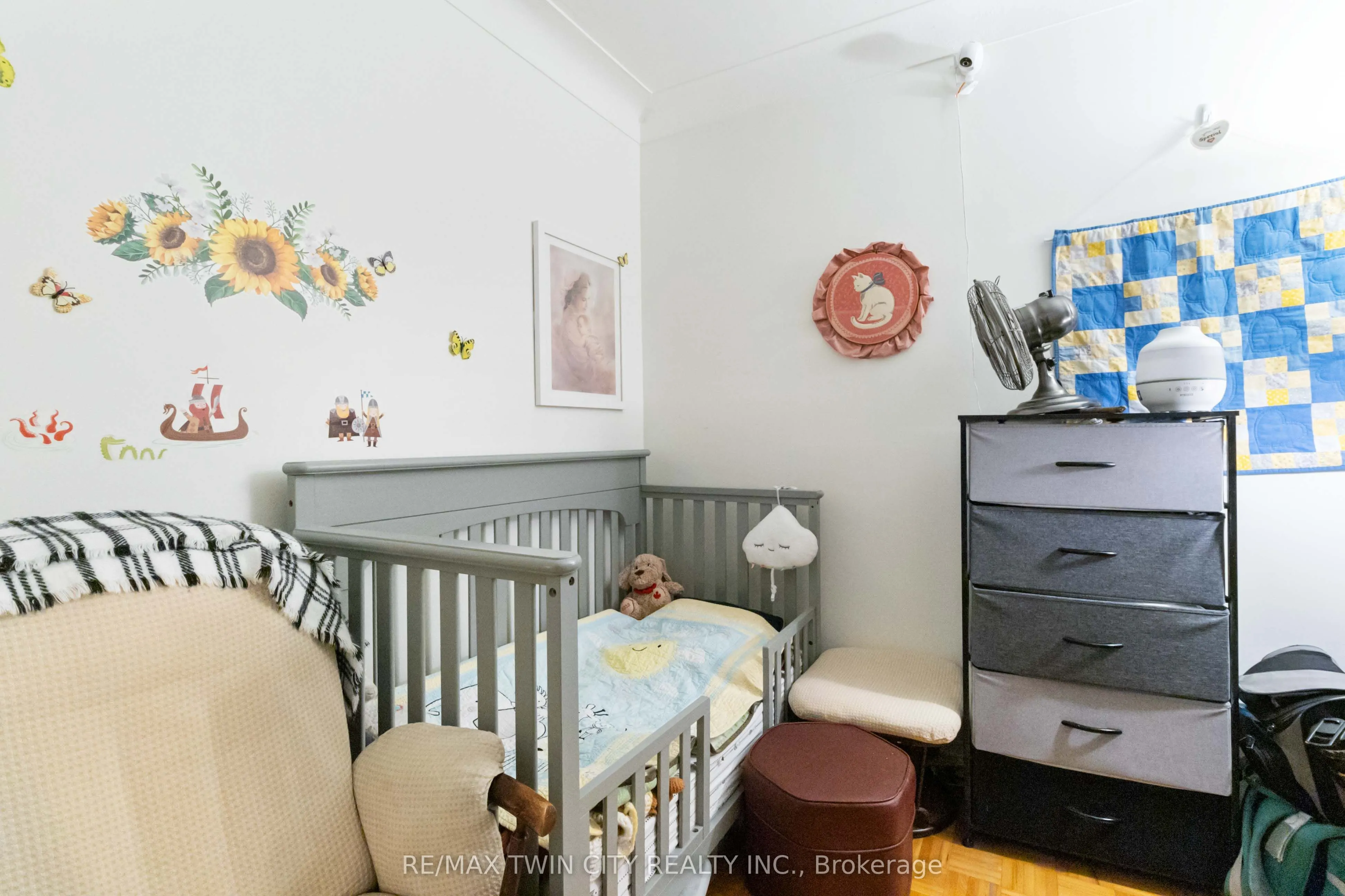 87 St George Street, #604