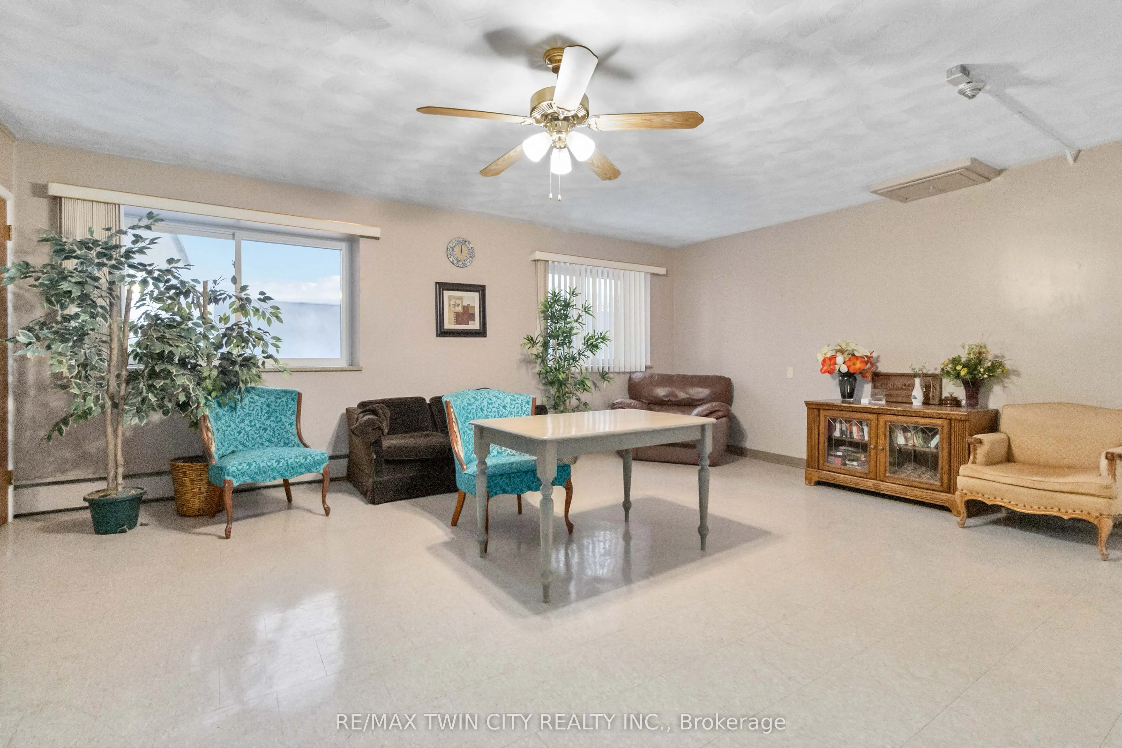 87 St George Street, #604