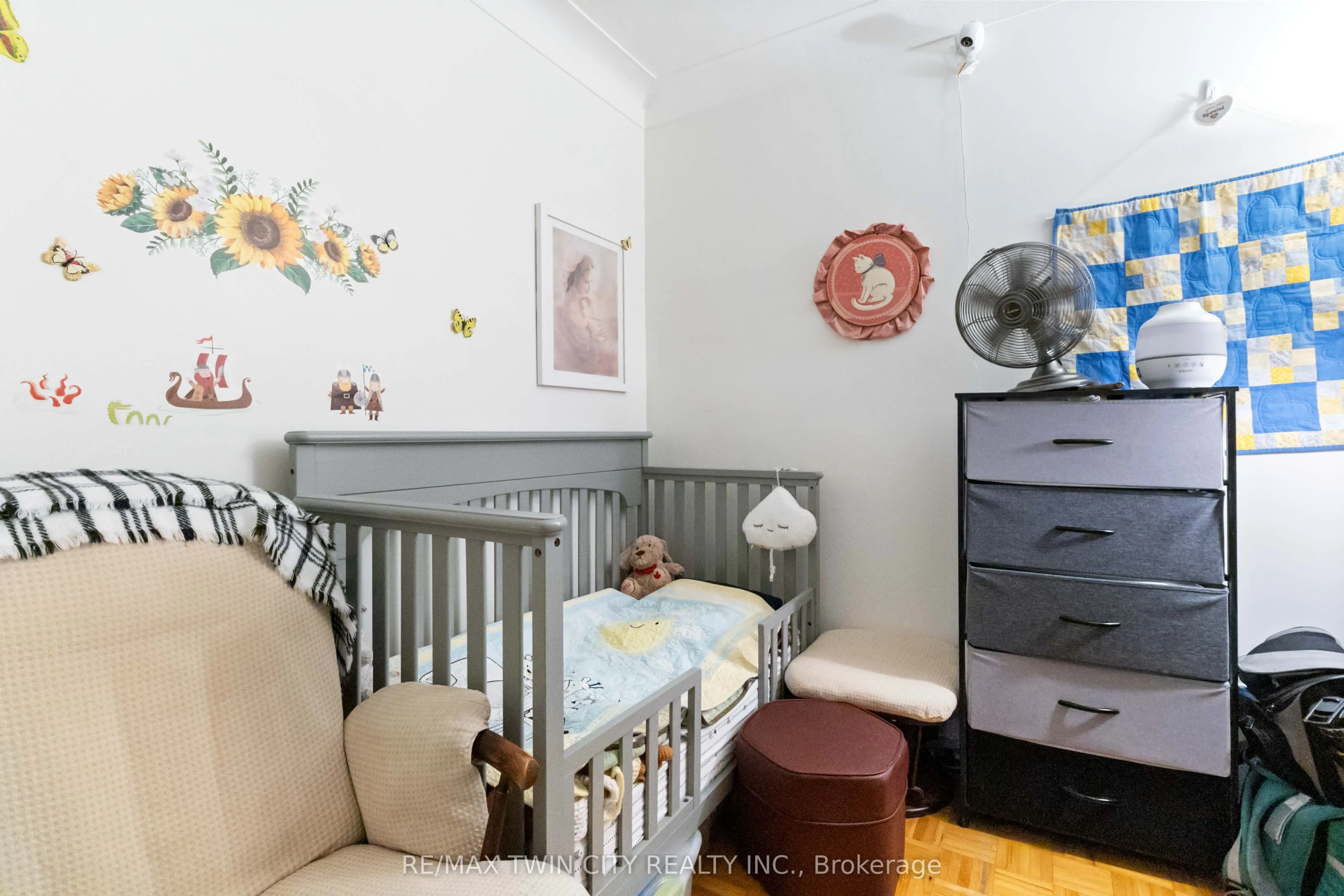87 St George Street, #604