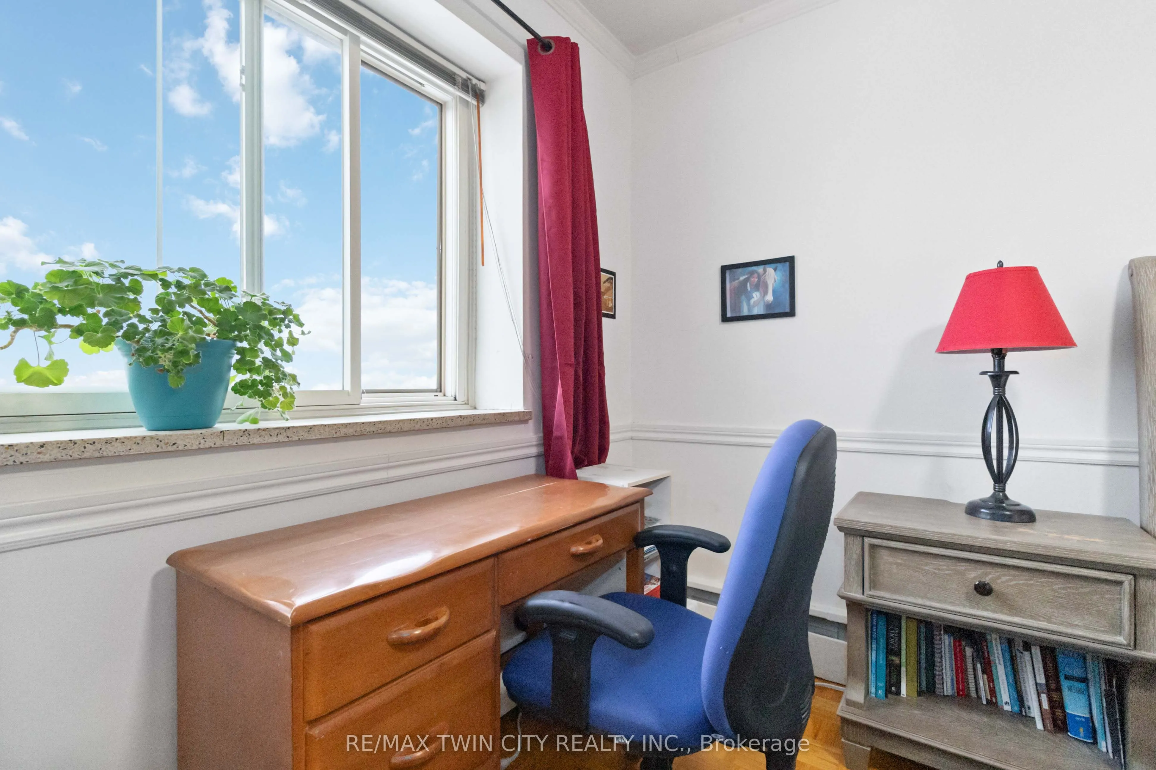 87 St George Street, #604
