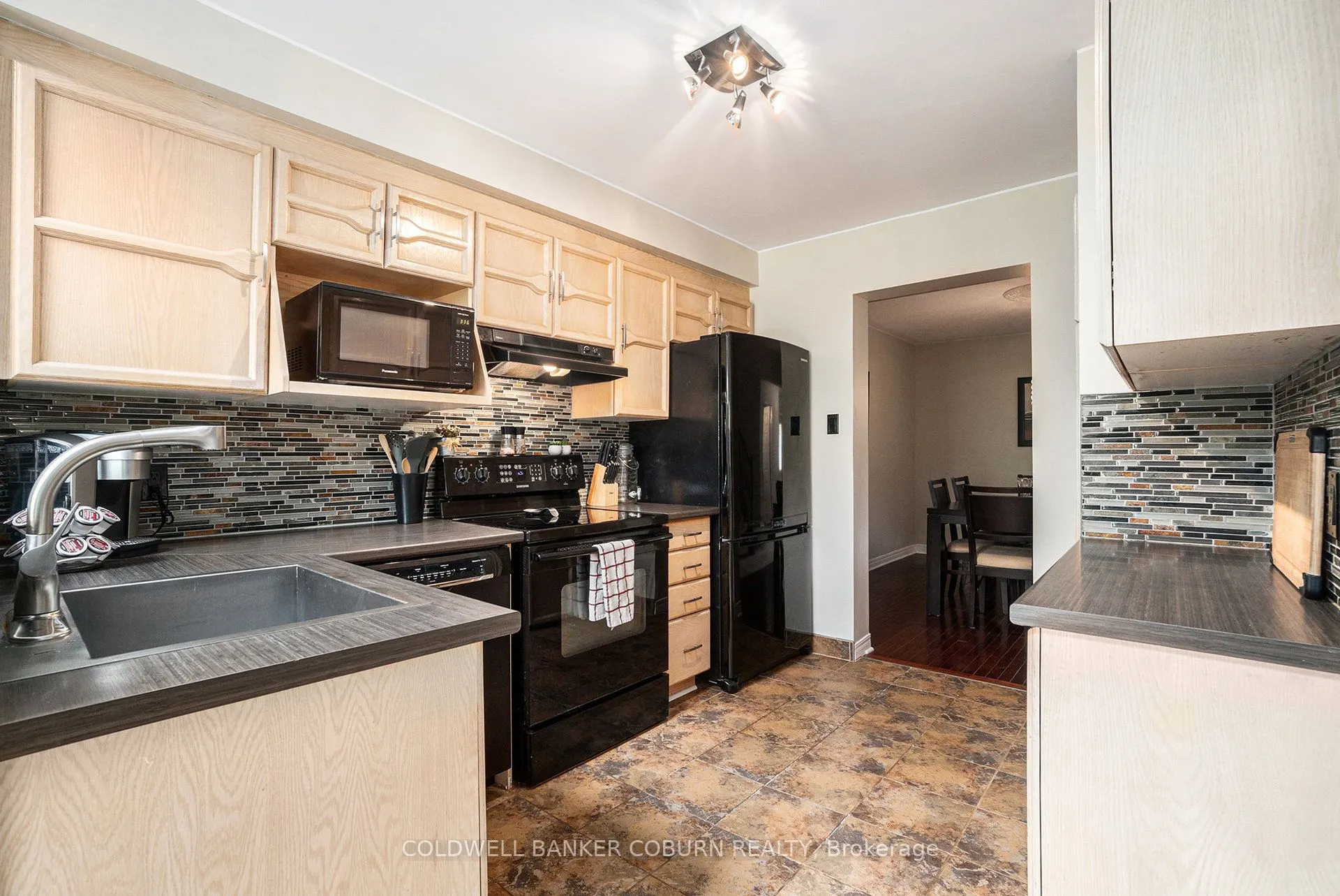 52 Blackdome Crescent