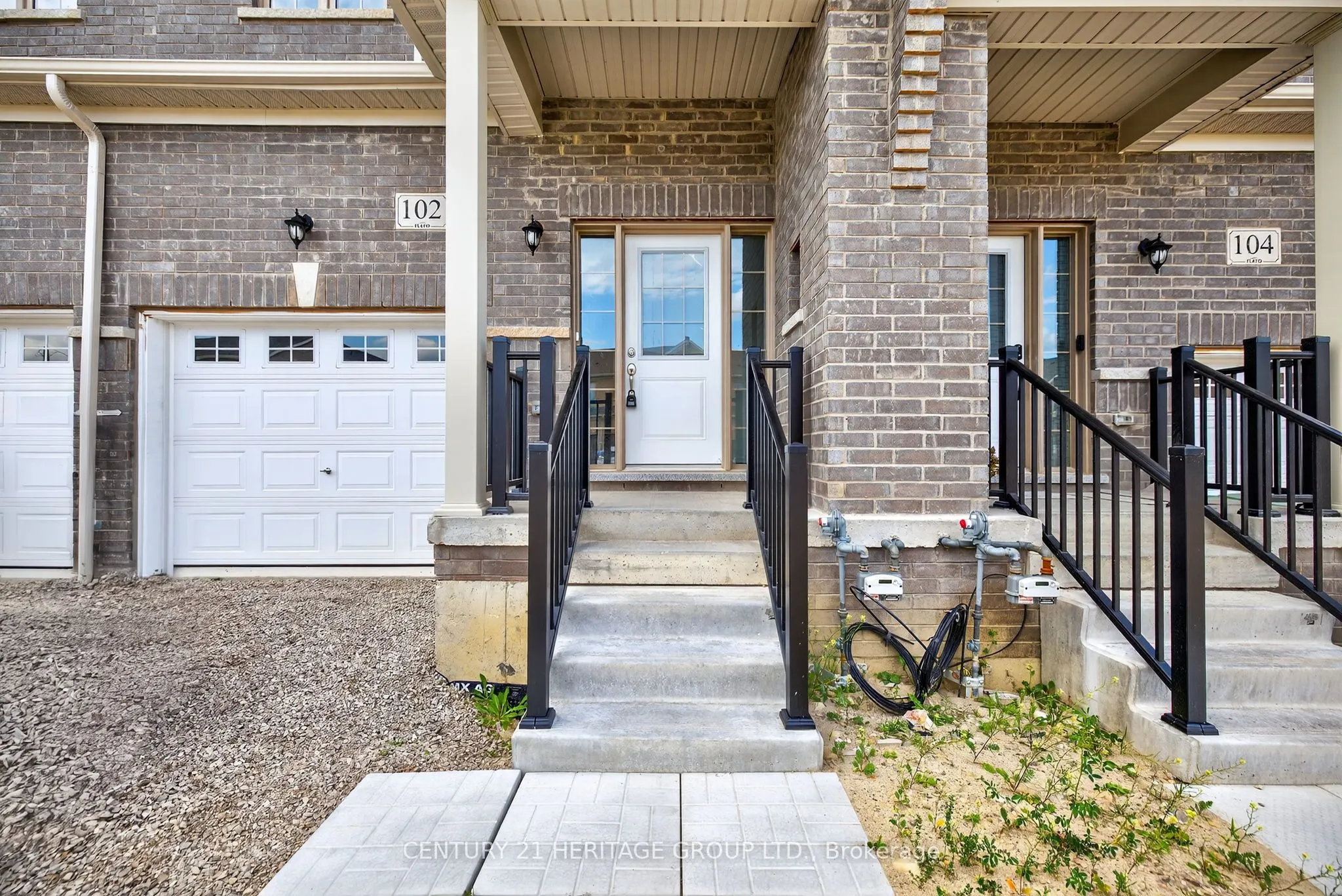 102 Stocks Avenue