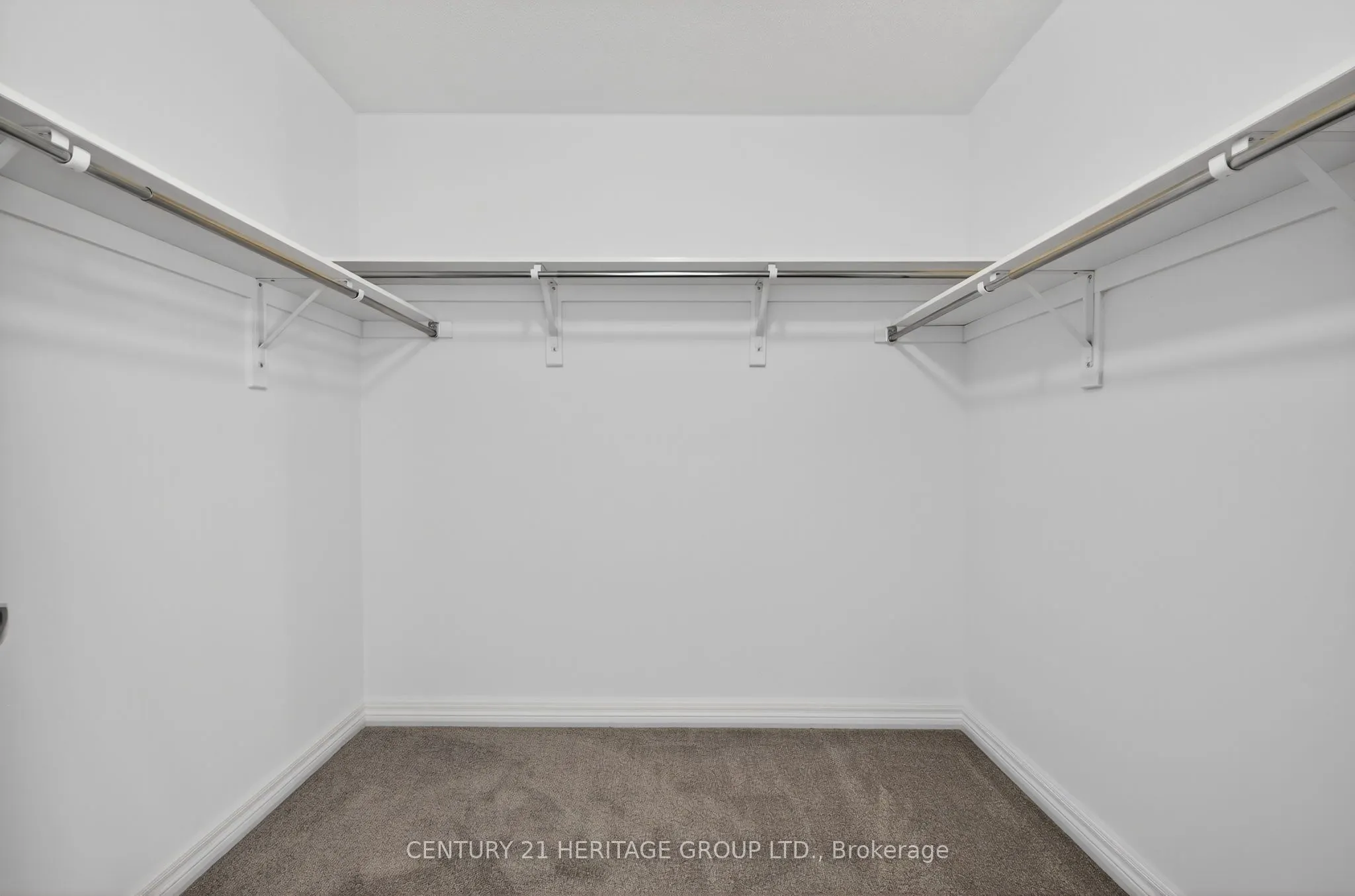 102 Stocks Avenue