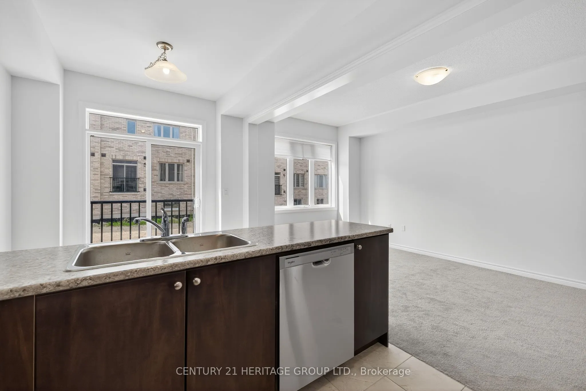 102 Stocks Avenue