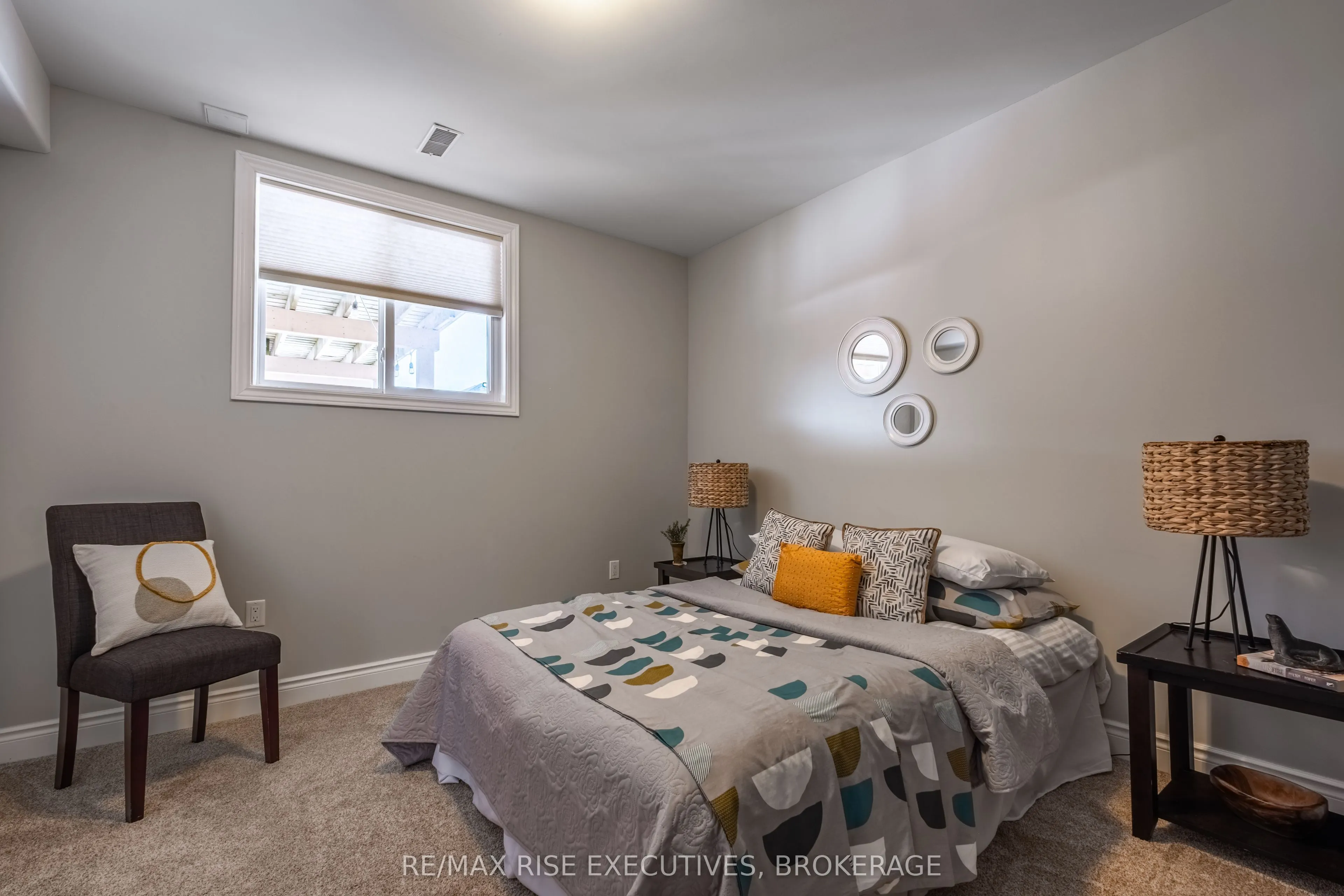 734 Kananaskis Drive