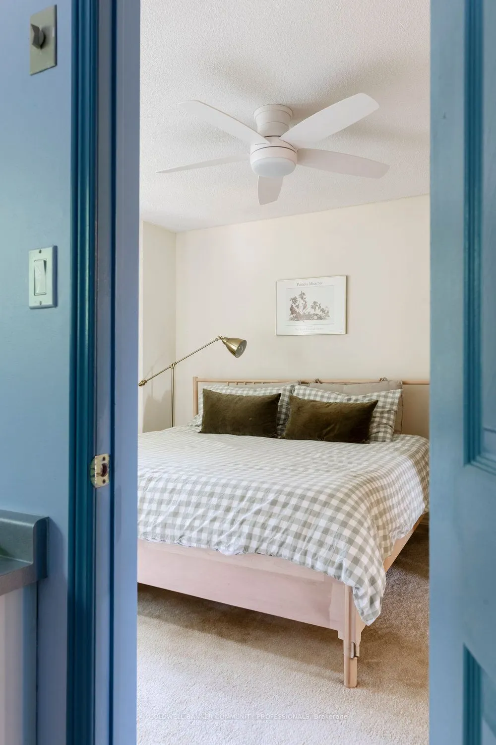 10 Huntingwood Avenue, #20