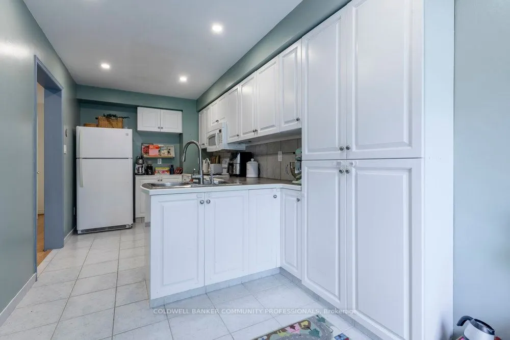10 Huntingwood Avenue, #20