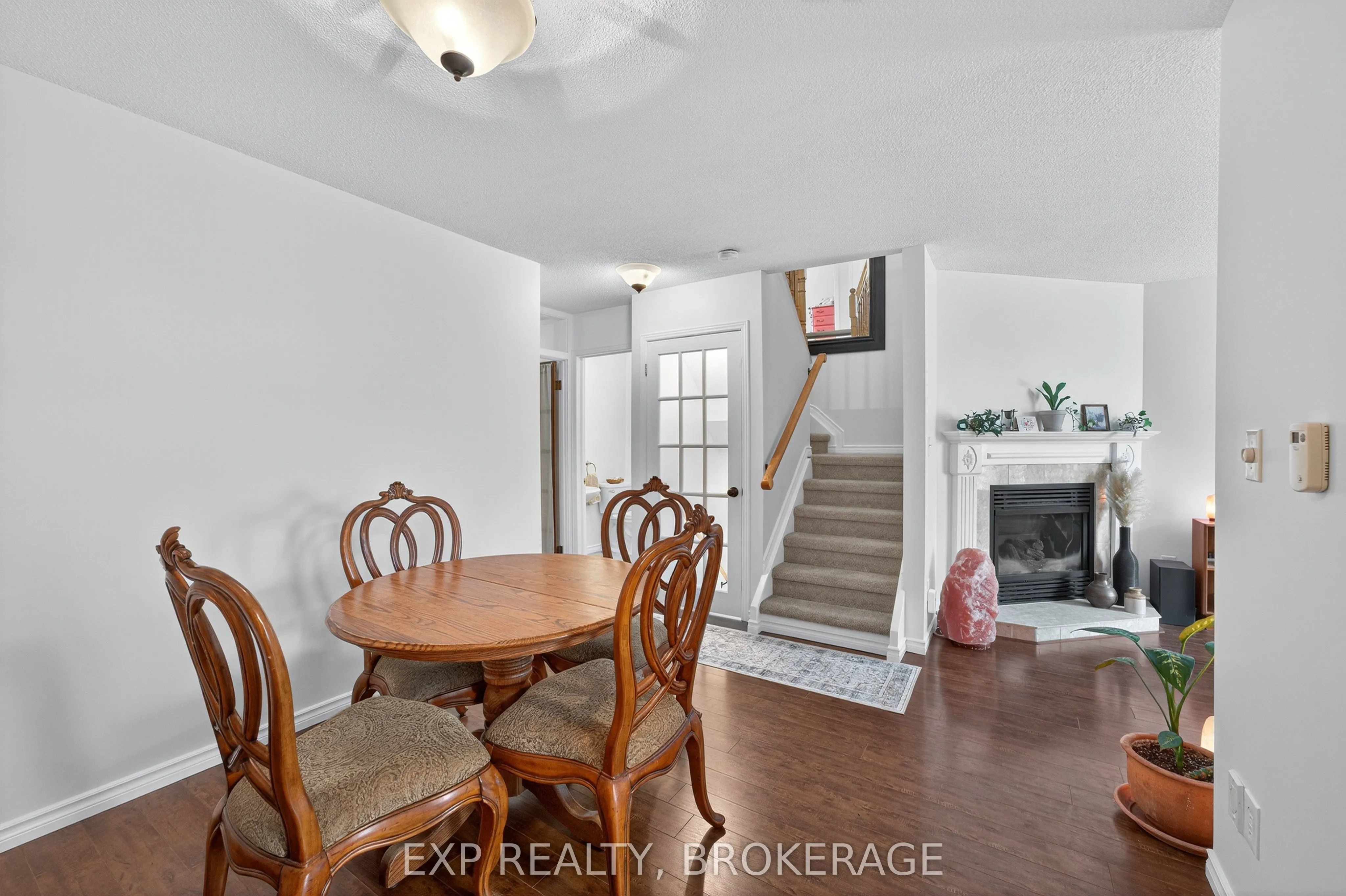 550 Barnsley Crescent