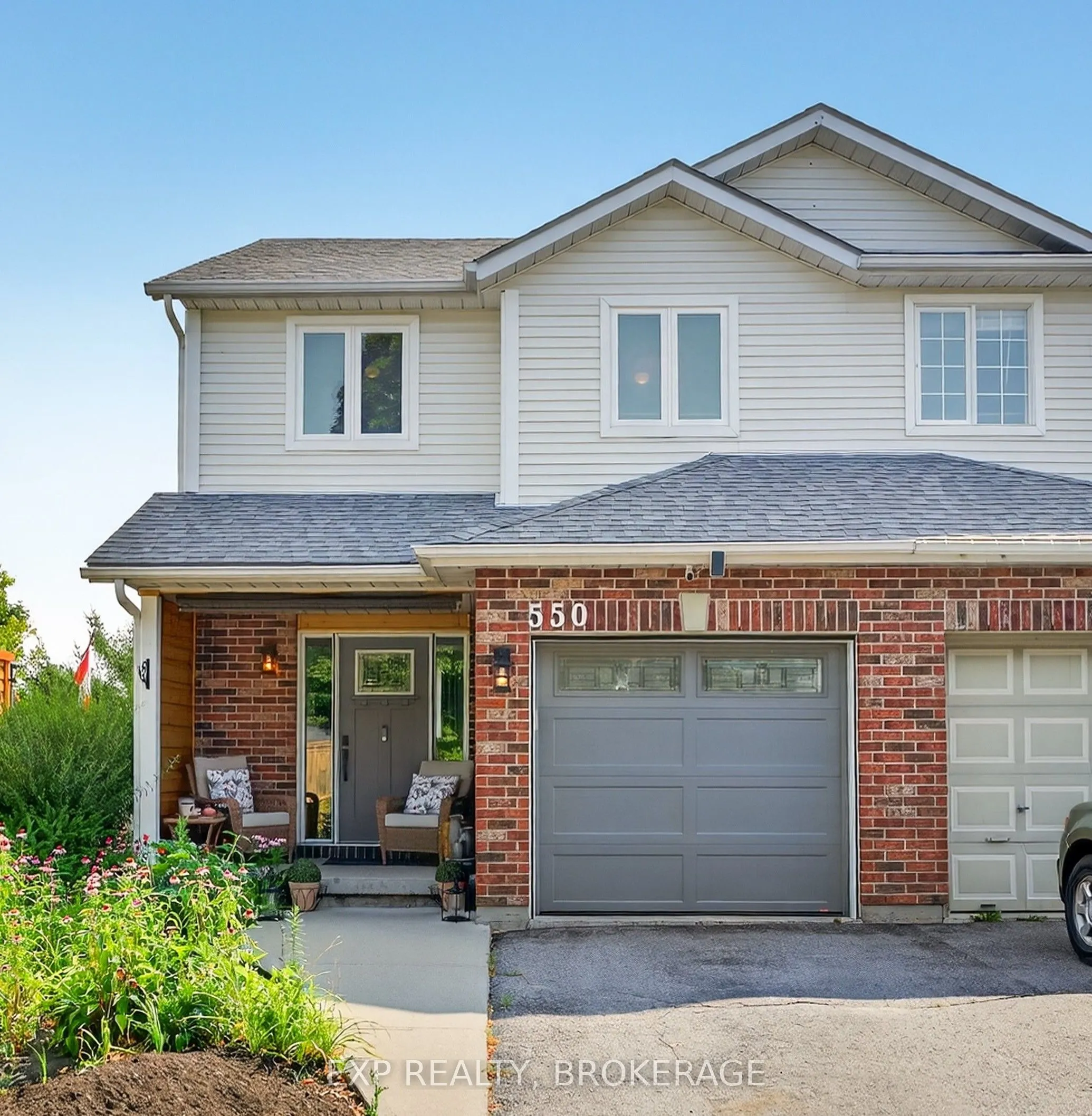 550 Barnsley Crescent