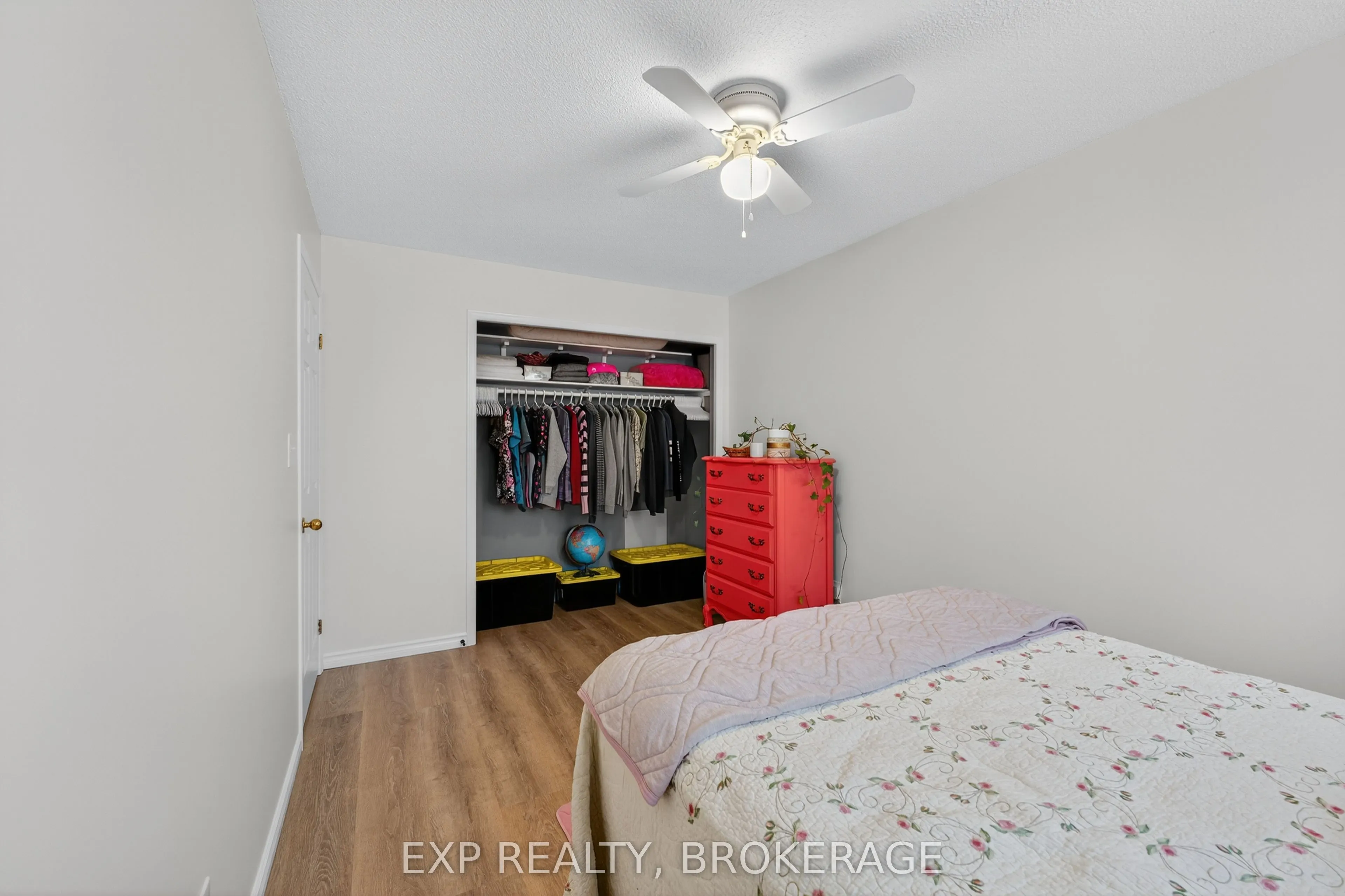 550 Barnsley Crescent