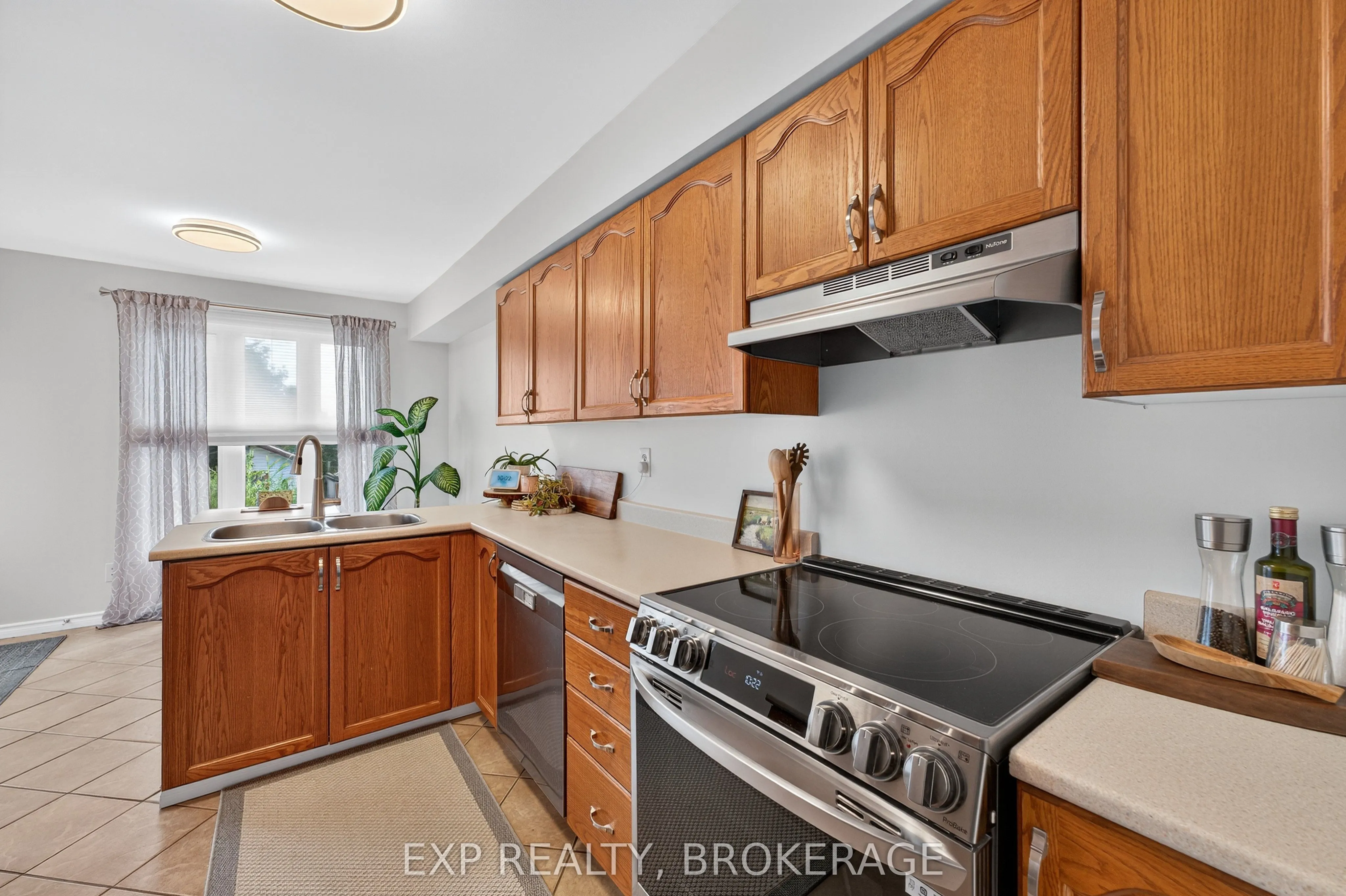 550 Barnsley Crescent