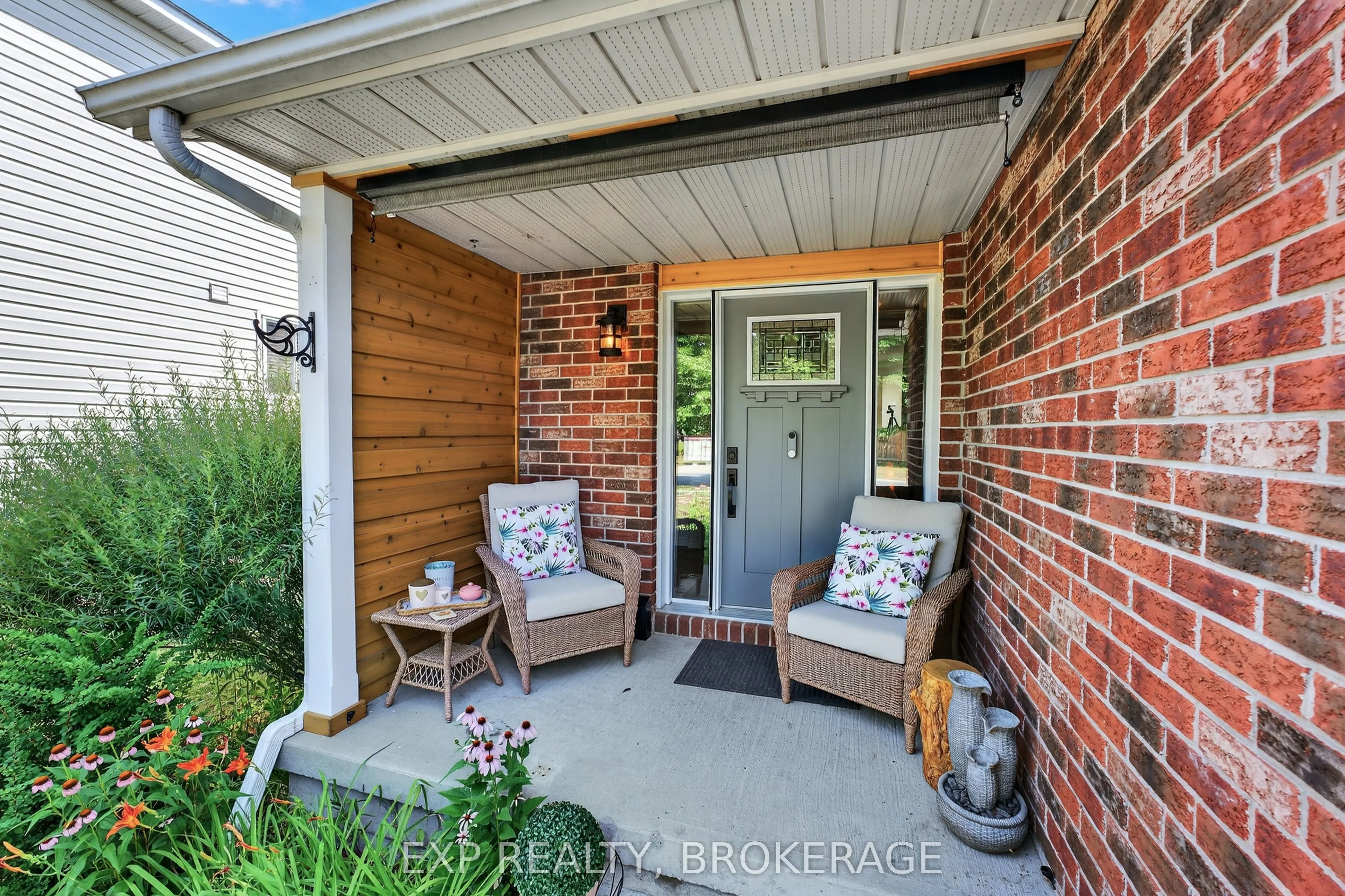 550 Barnsley Crescent