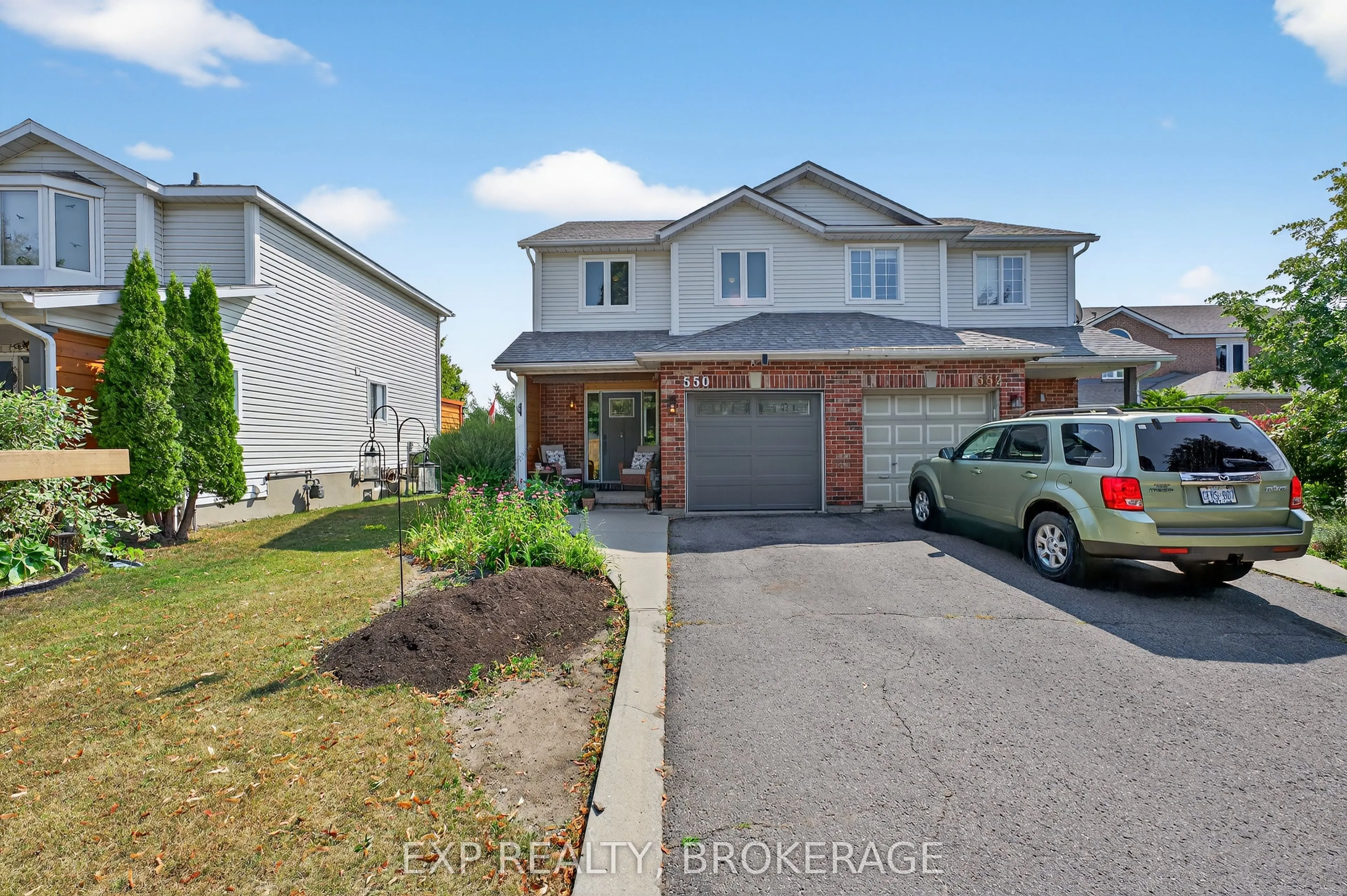 550 Barnsley Crescent