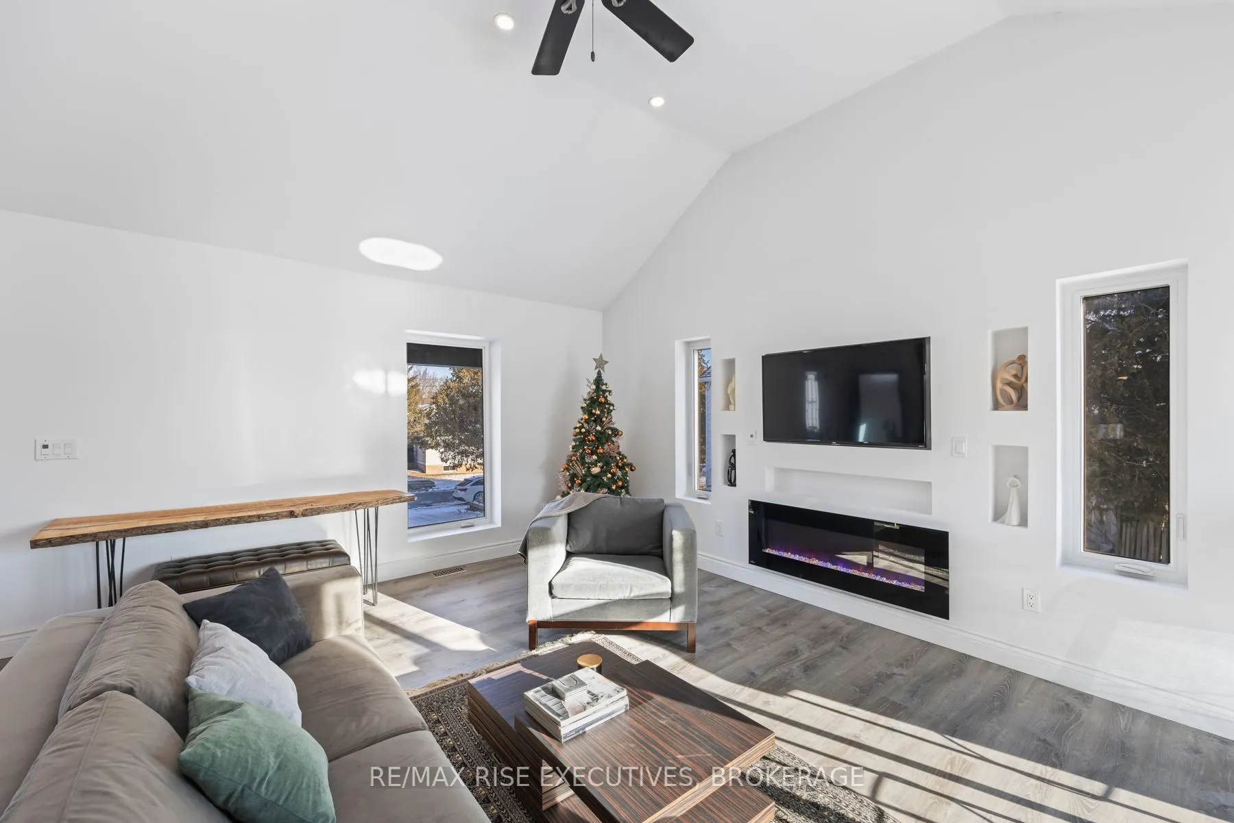 10 Greer Street