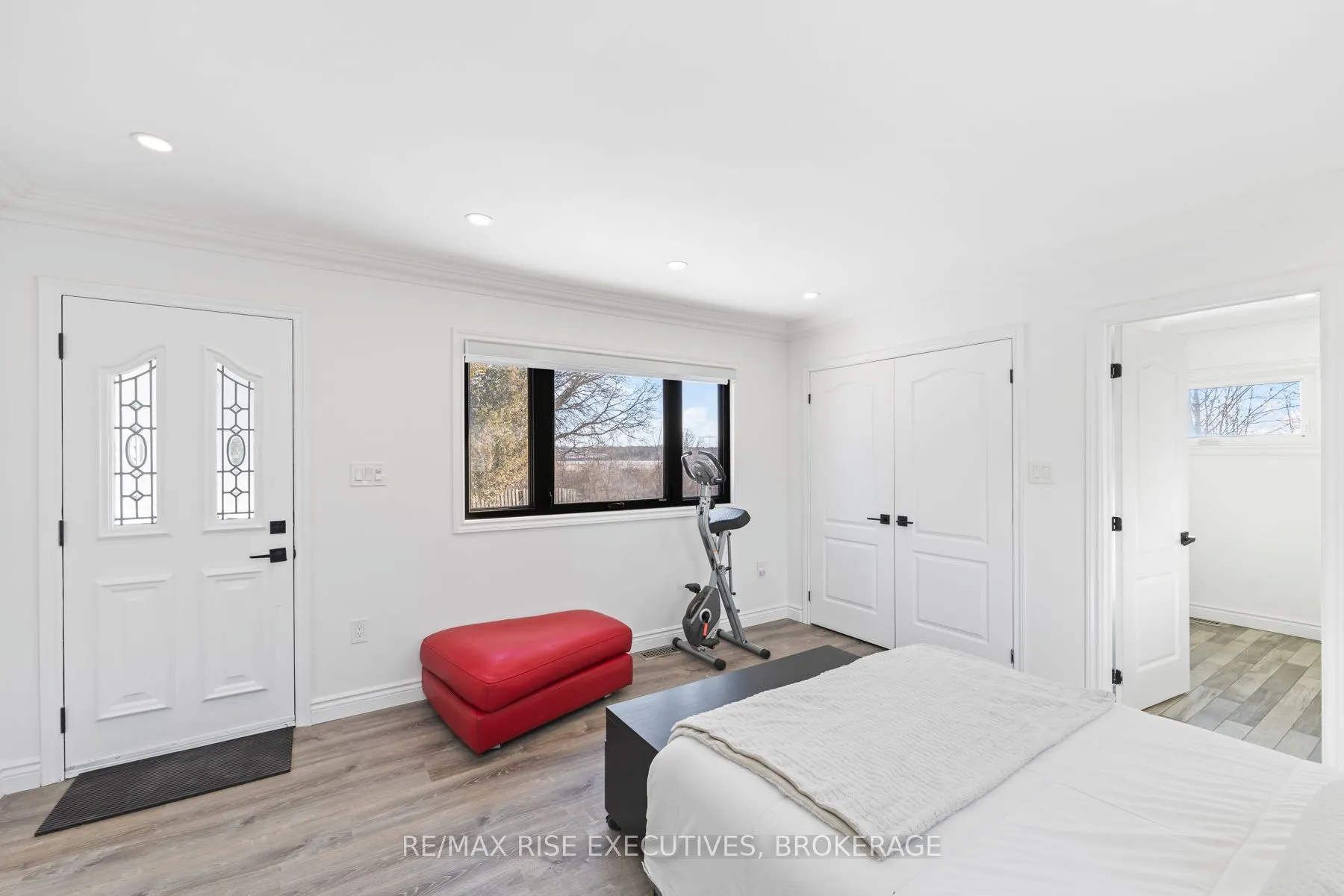 10 Greer Street