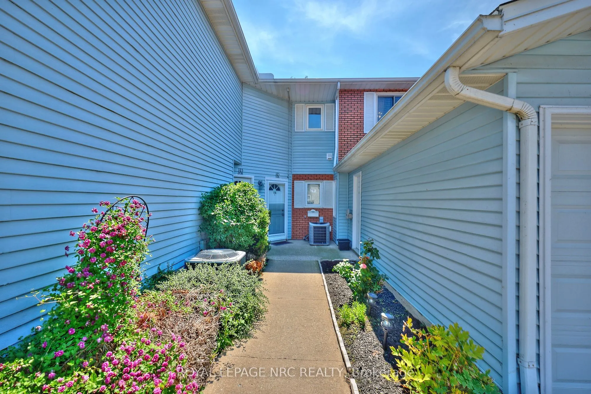 185 Dorchester Boulevard, #108