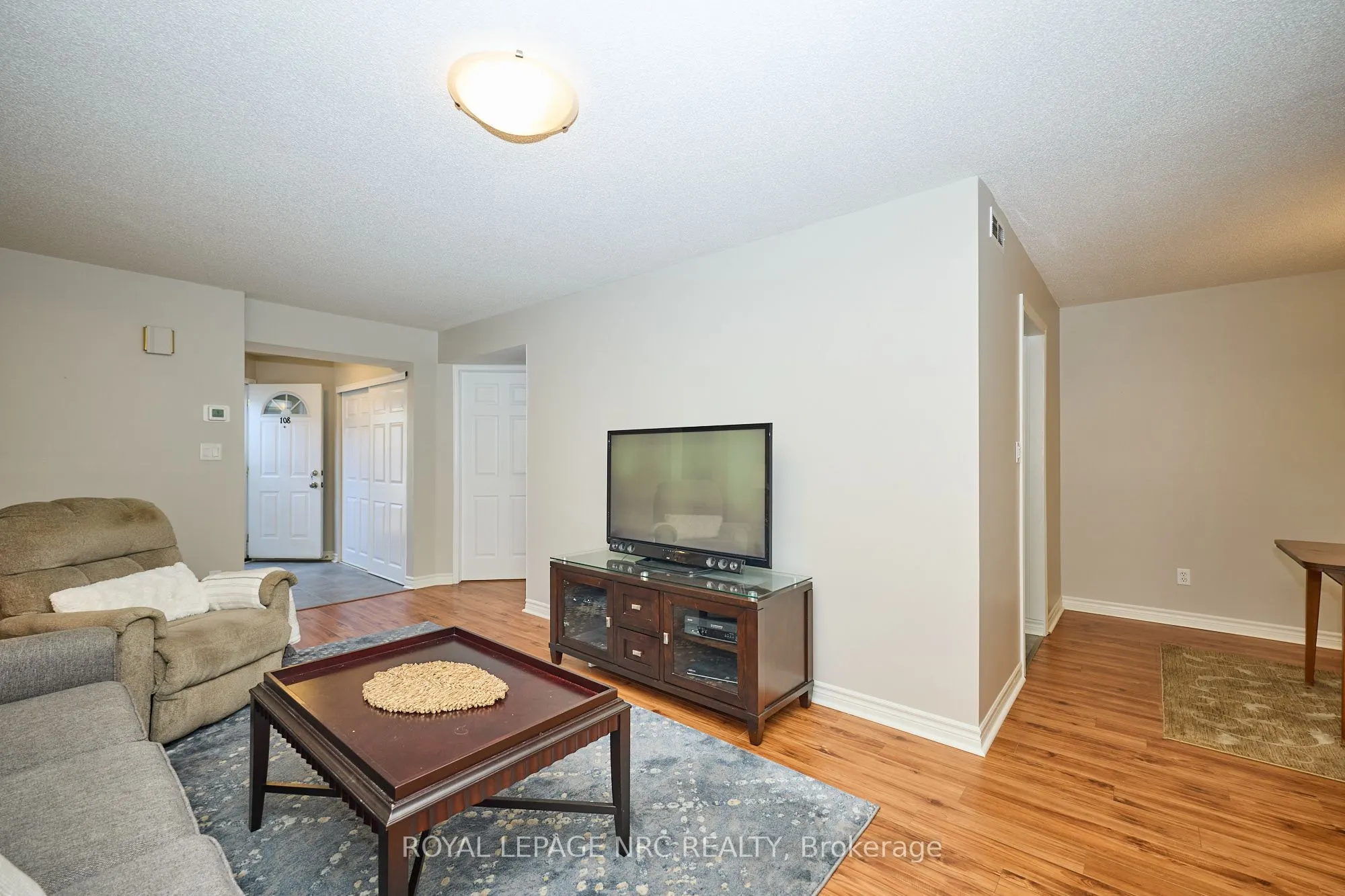 185 Dorchester Boulevard, #108