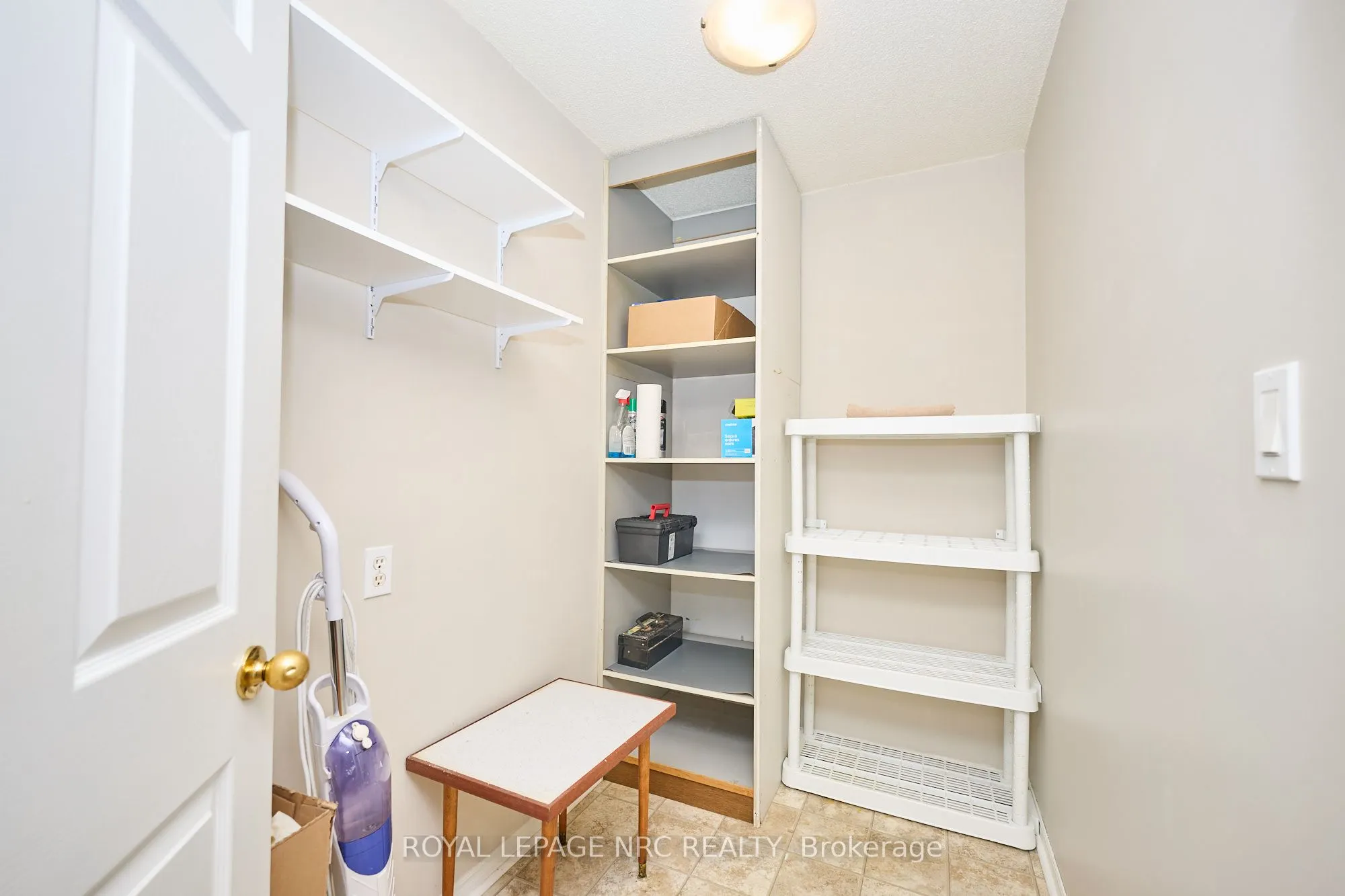 185 Dorchester Boulevard, #108