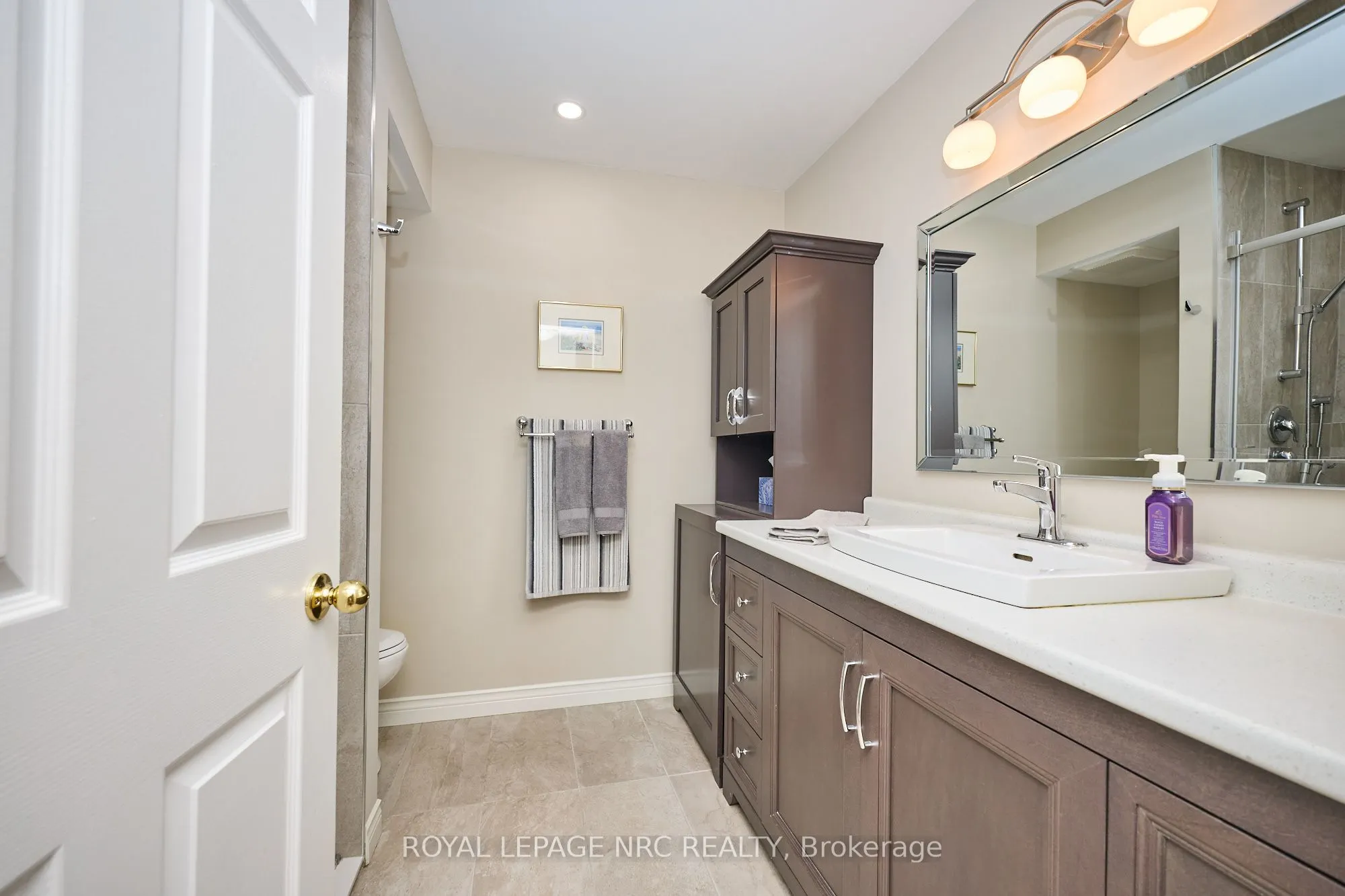 185 Dorchester Boulevard, #108