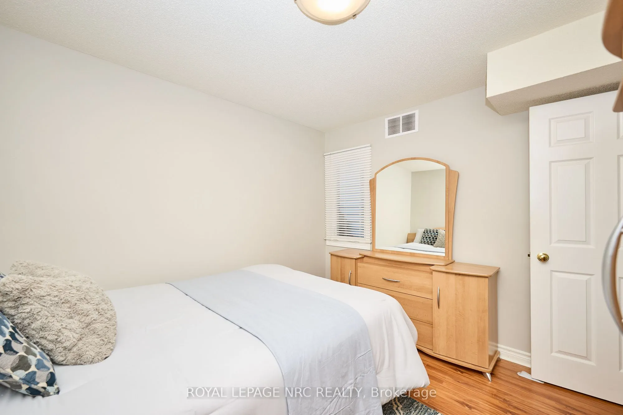 185 Dorchester Boulevard, #108