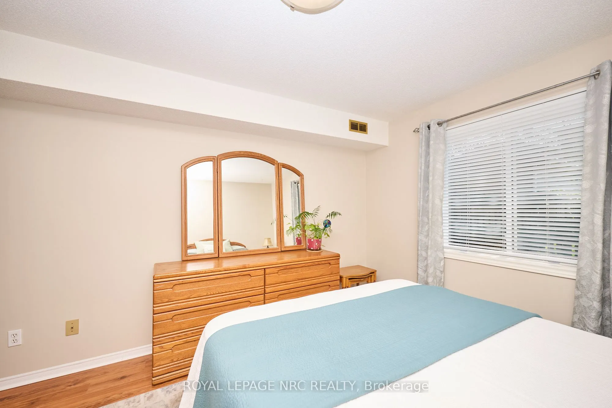 185 Dorchester Boulevard, #108