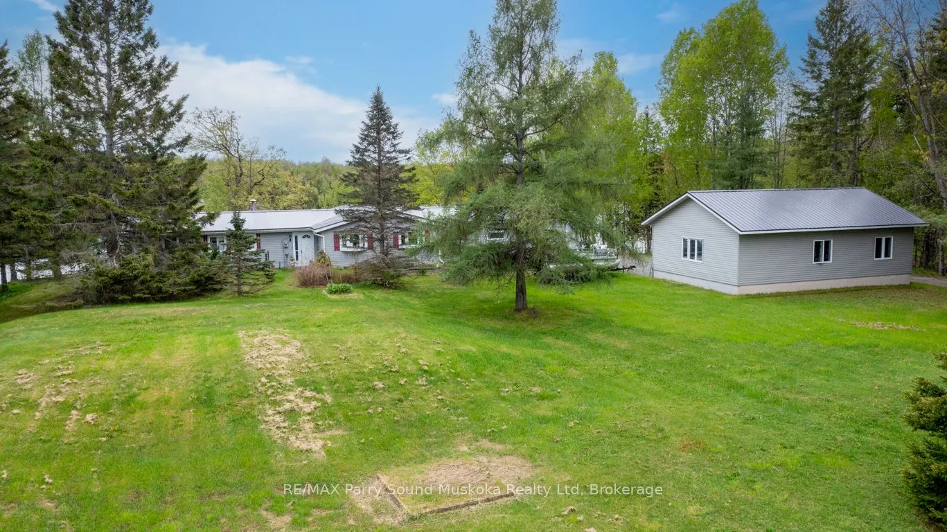 28 Lakeside Drive