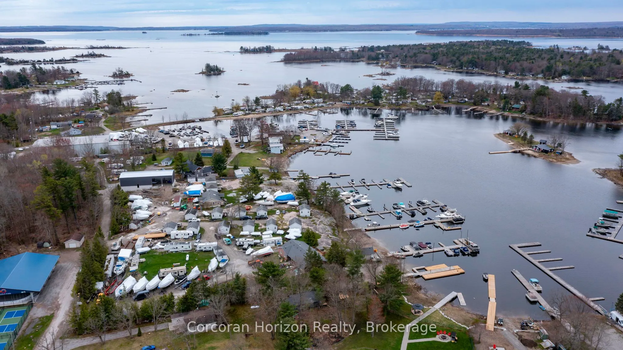 2517 HONEY HARBOUR Road