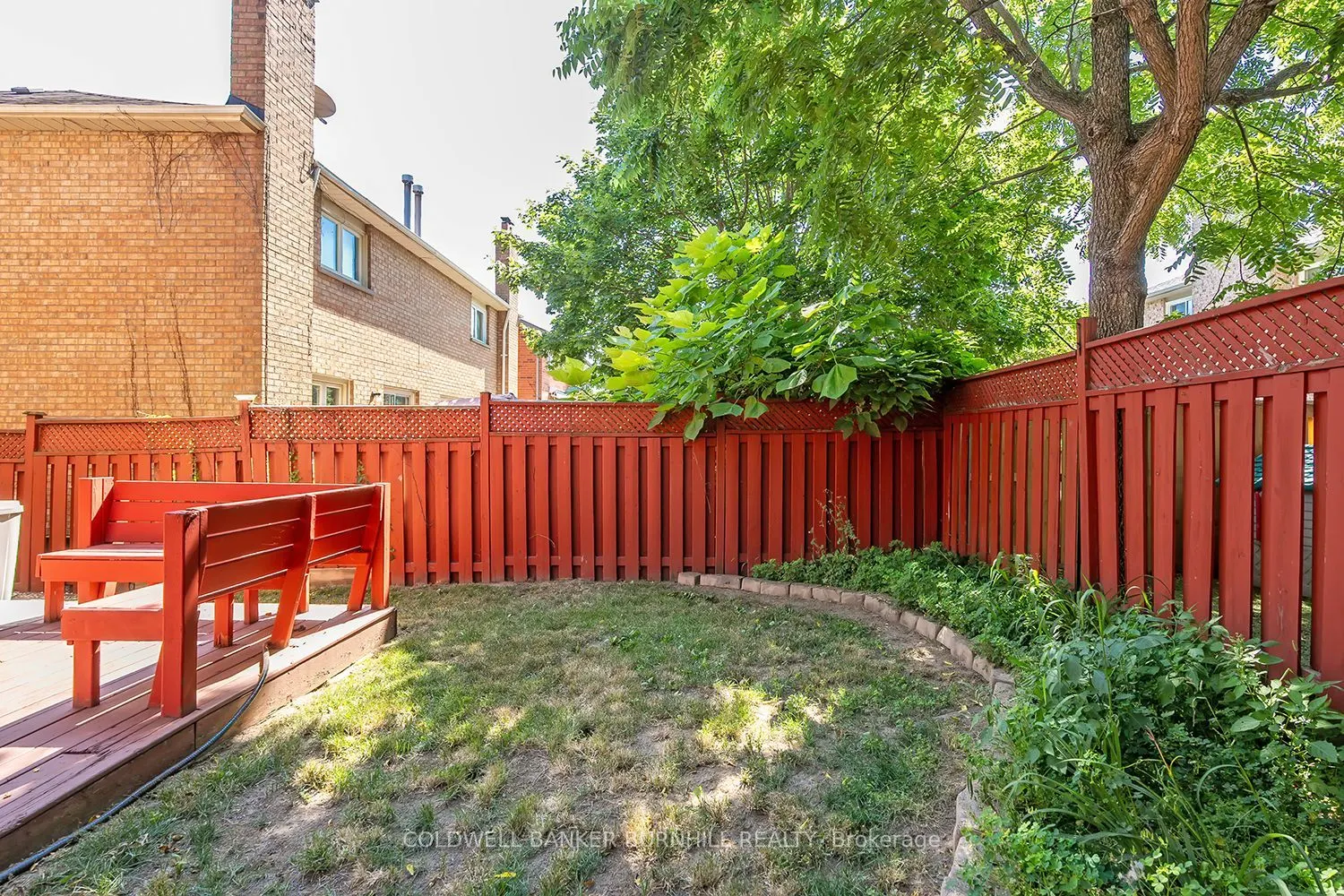 9 Wakefield Lane