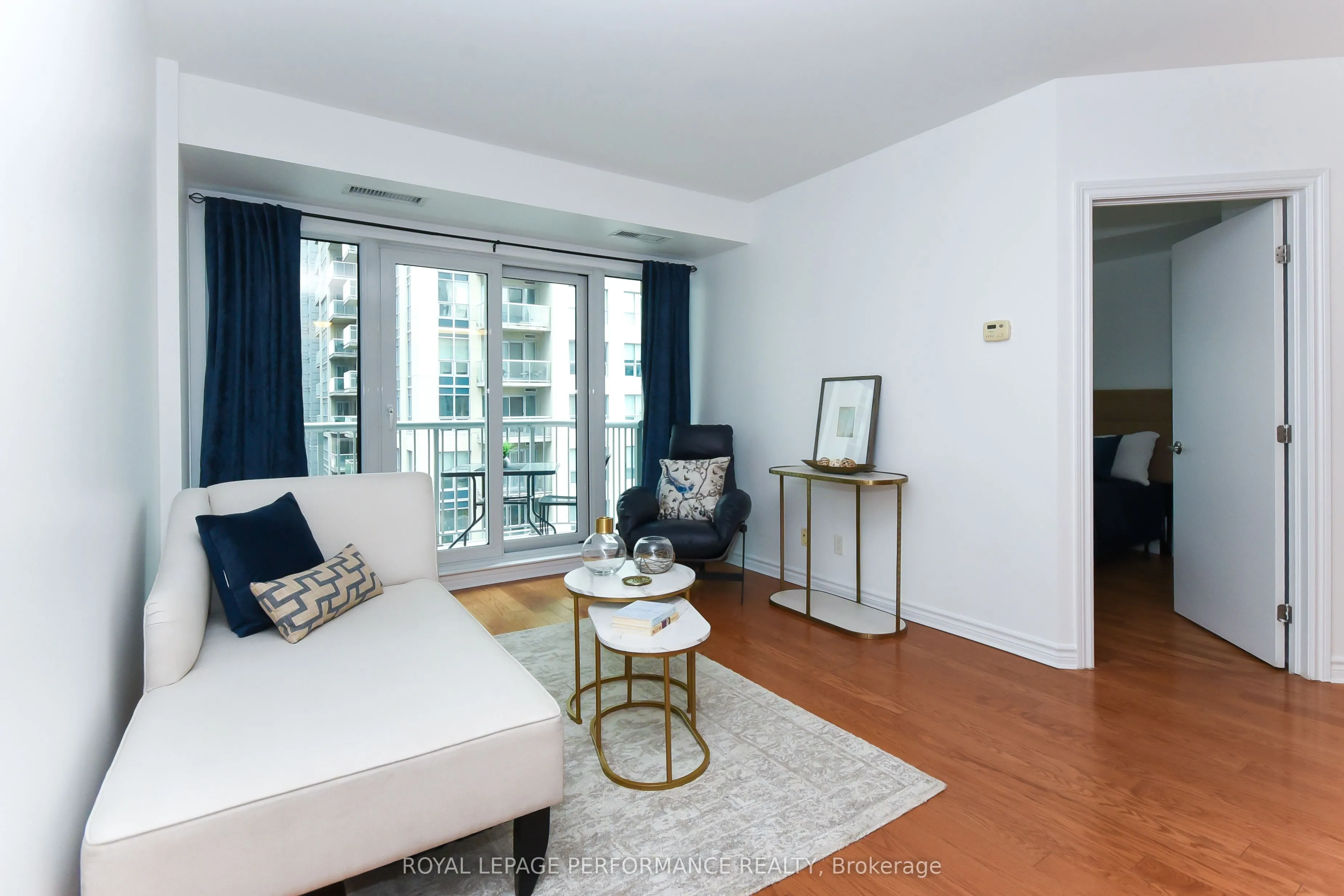 234 Rideau Street, #1107