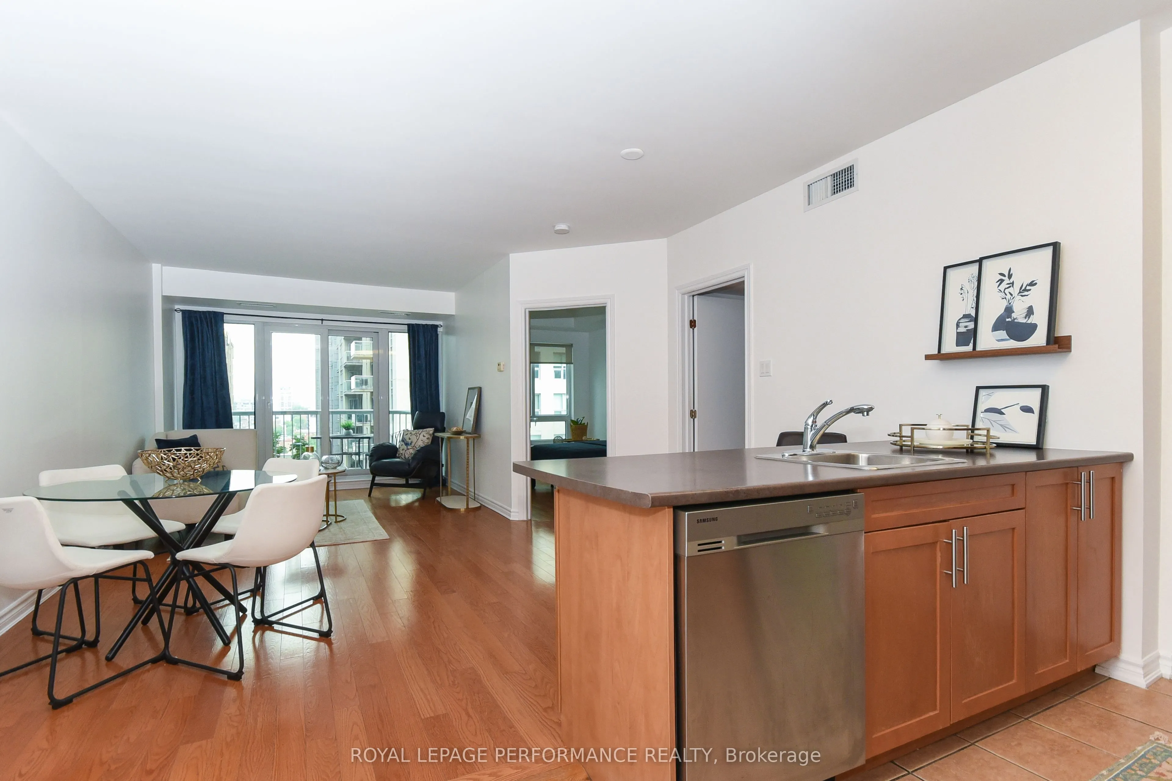 234 Rideau Street, #1107