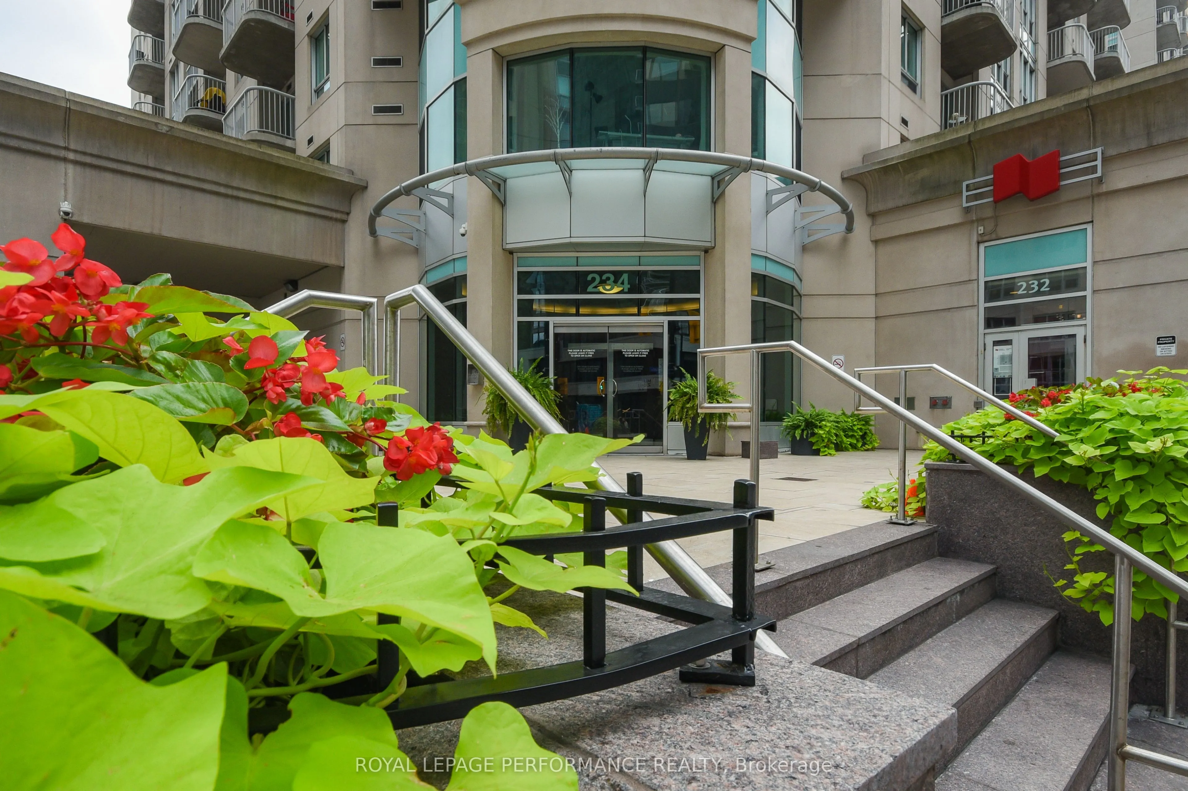 234 Rideau Street, #1107