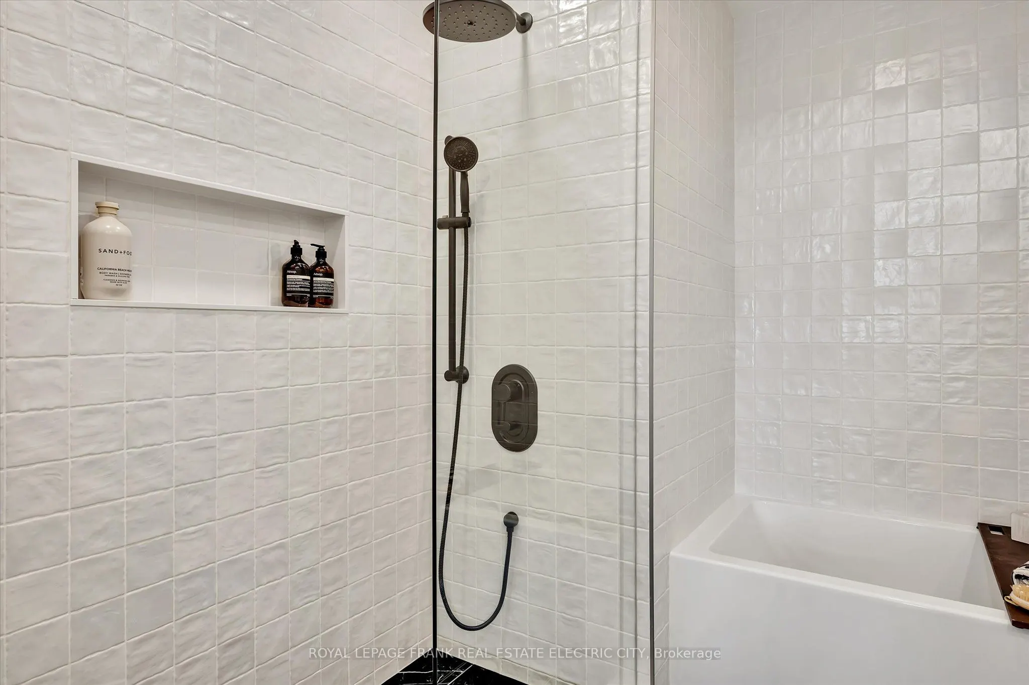 195 Hunter Street E, #502