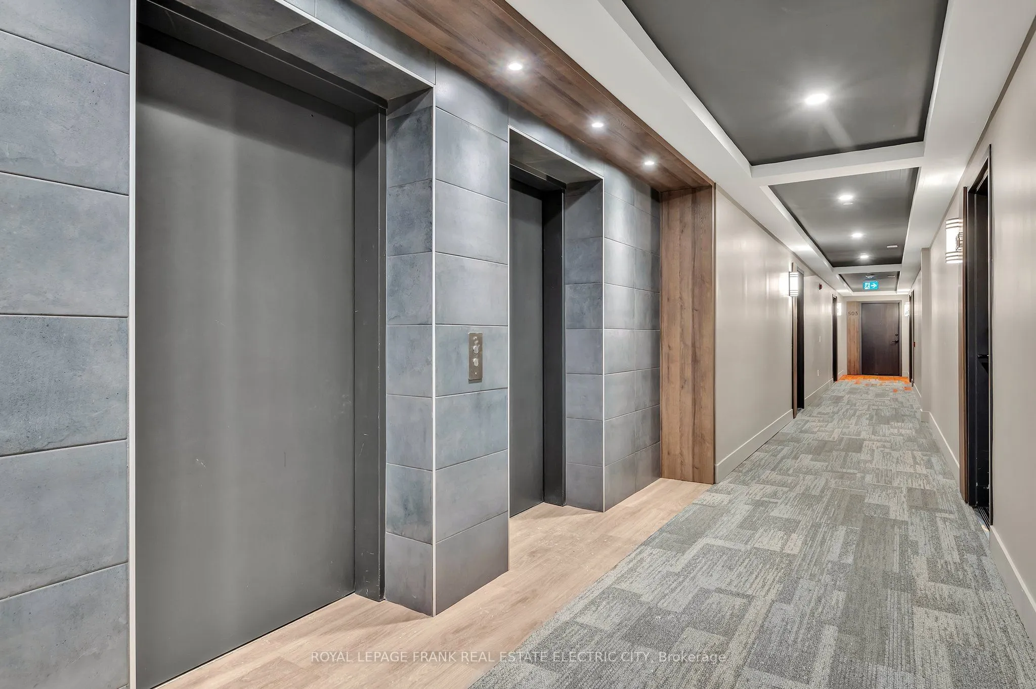 195 Hunter Street E, #502