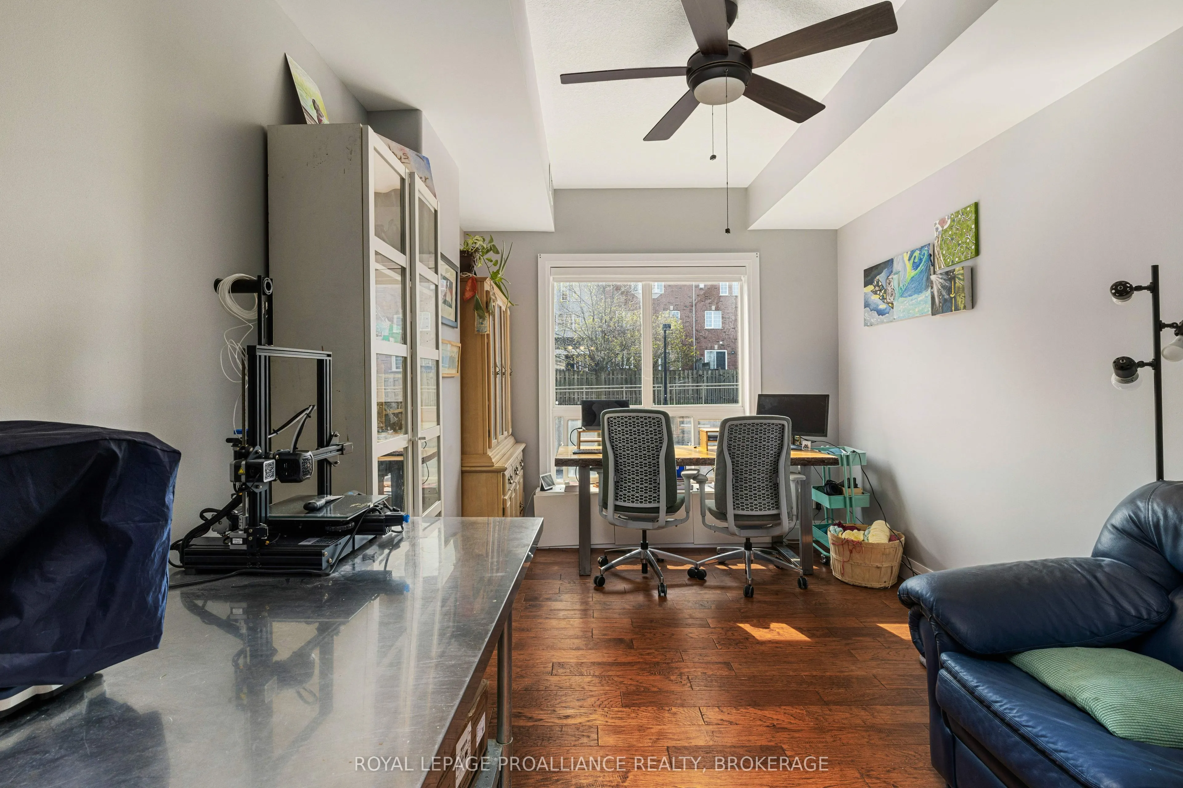 350 Wellington Street, #205