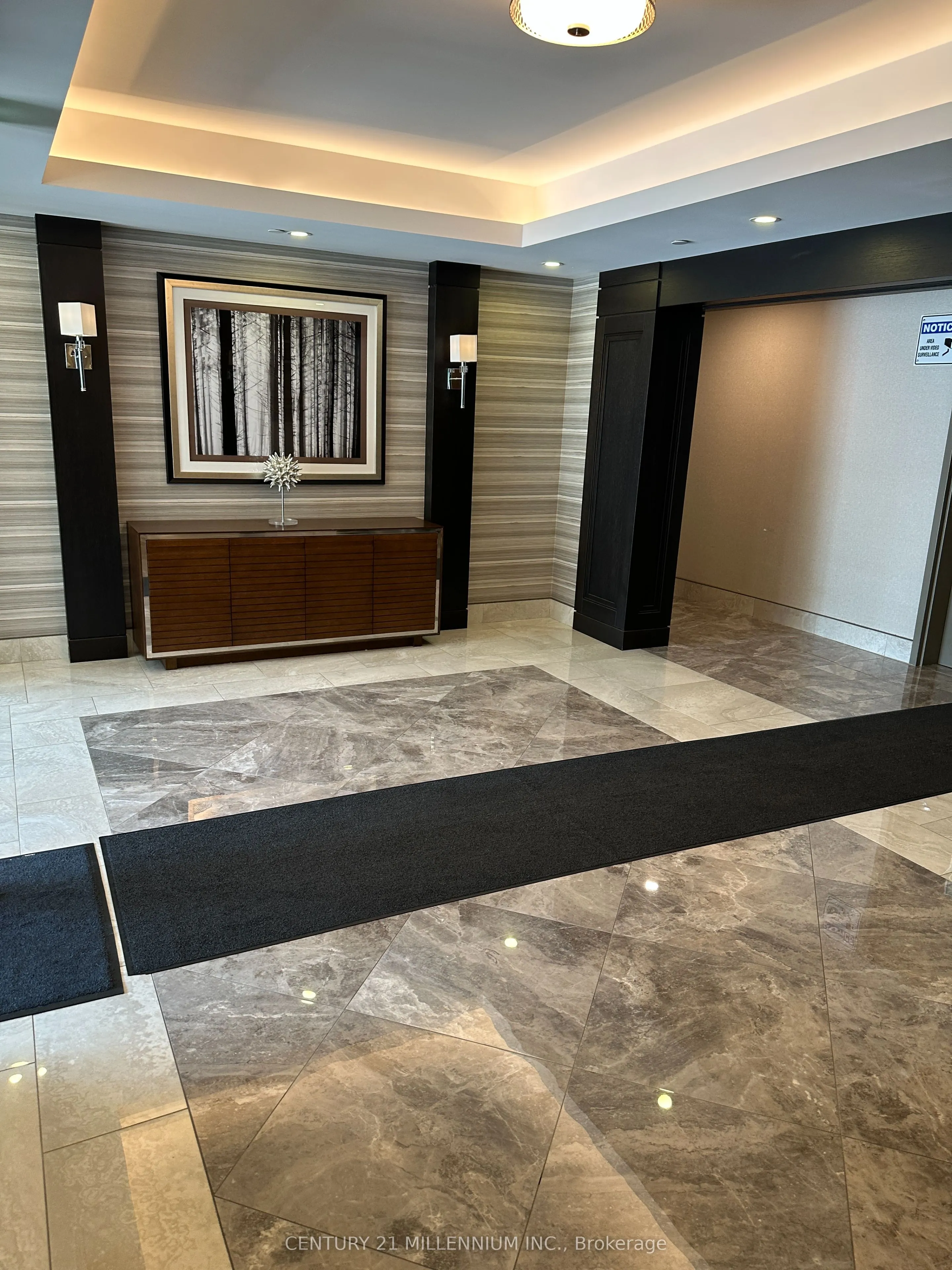 101 Shoreview Place, #620
