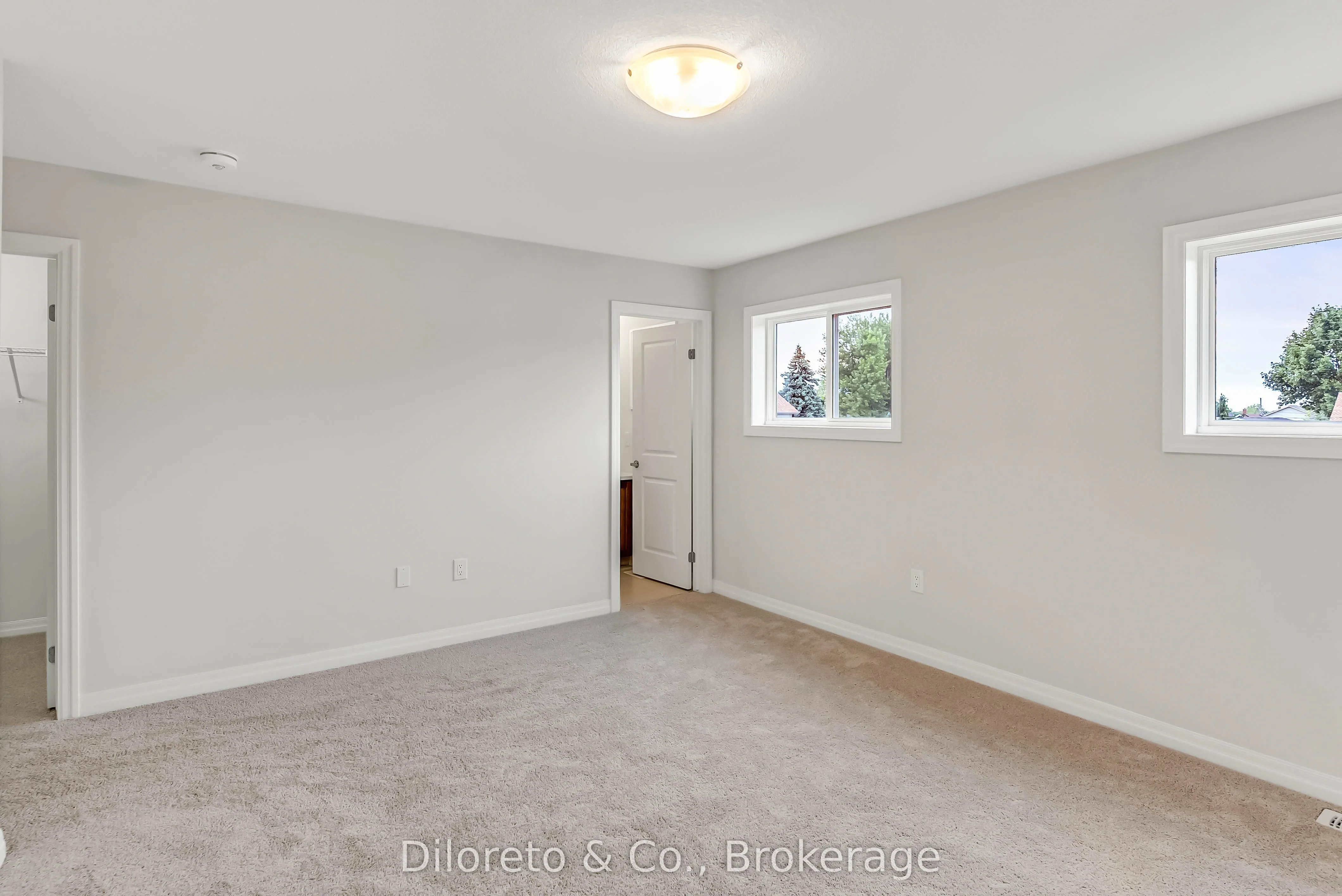 16 Bromley Drive
