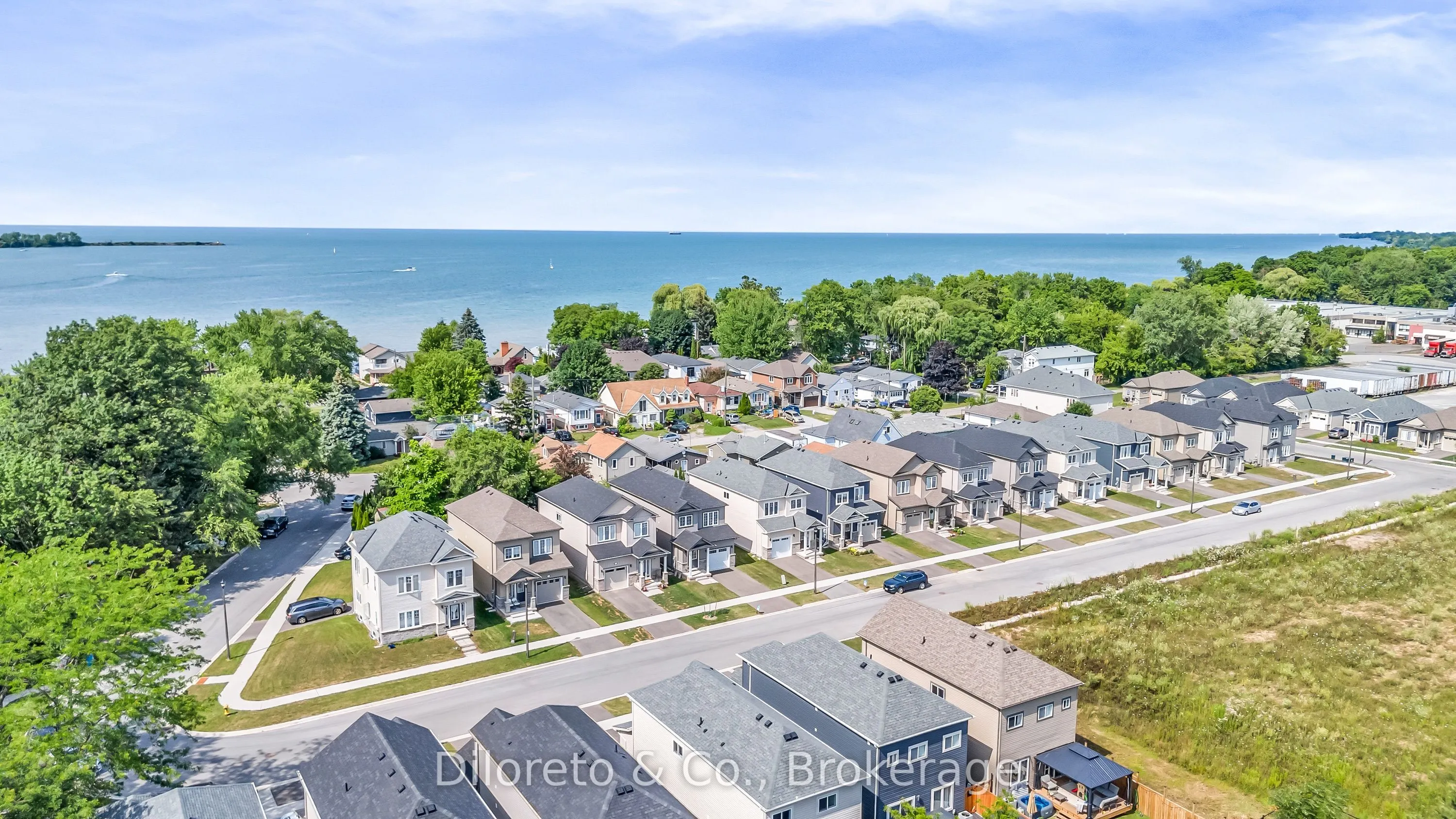 16 Bromley Drive
